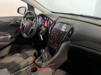 Opel | Astra Sports Tourer | 1.7 CDTi Cosmo | 2013 | 259.405 km | 3KJN14 | Logisch