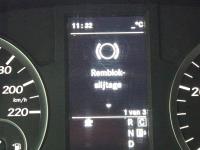 Mercedes-Benz Vito 116 CDI Extra Lang DC Comfort | 2017 | 244.629 km | Automaat | V883FJ | NAP: Logisch