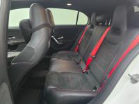 Mercedes-Benz A-klasse 200 Business Solution AMG Night Upgrade | 2019 | 187.232 km | Automaat | XJ320N | NAP: Logisch