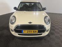 Mini | Mini | 1.5 One D Business | 2017 | 142.759 km | T399NN | Geen oordeel