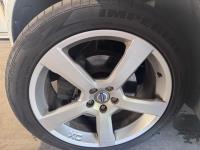 Volvo | XC60 | 2.4 D5 AWD Summum Automatic | 2012 | 300,675 km | GZ307G | No rating