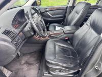 BMW | X5 | 4.4i High Executive | 2004 | 249.995 km | 77PJXH | Logisch