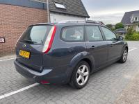 Ford Focus Wagon 1.6 Comfort Stationwagen | 2011 | 217.342 km | 98RDG6 | NAP: Logisch