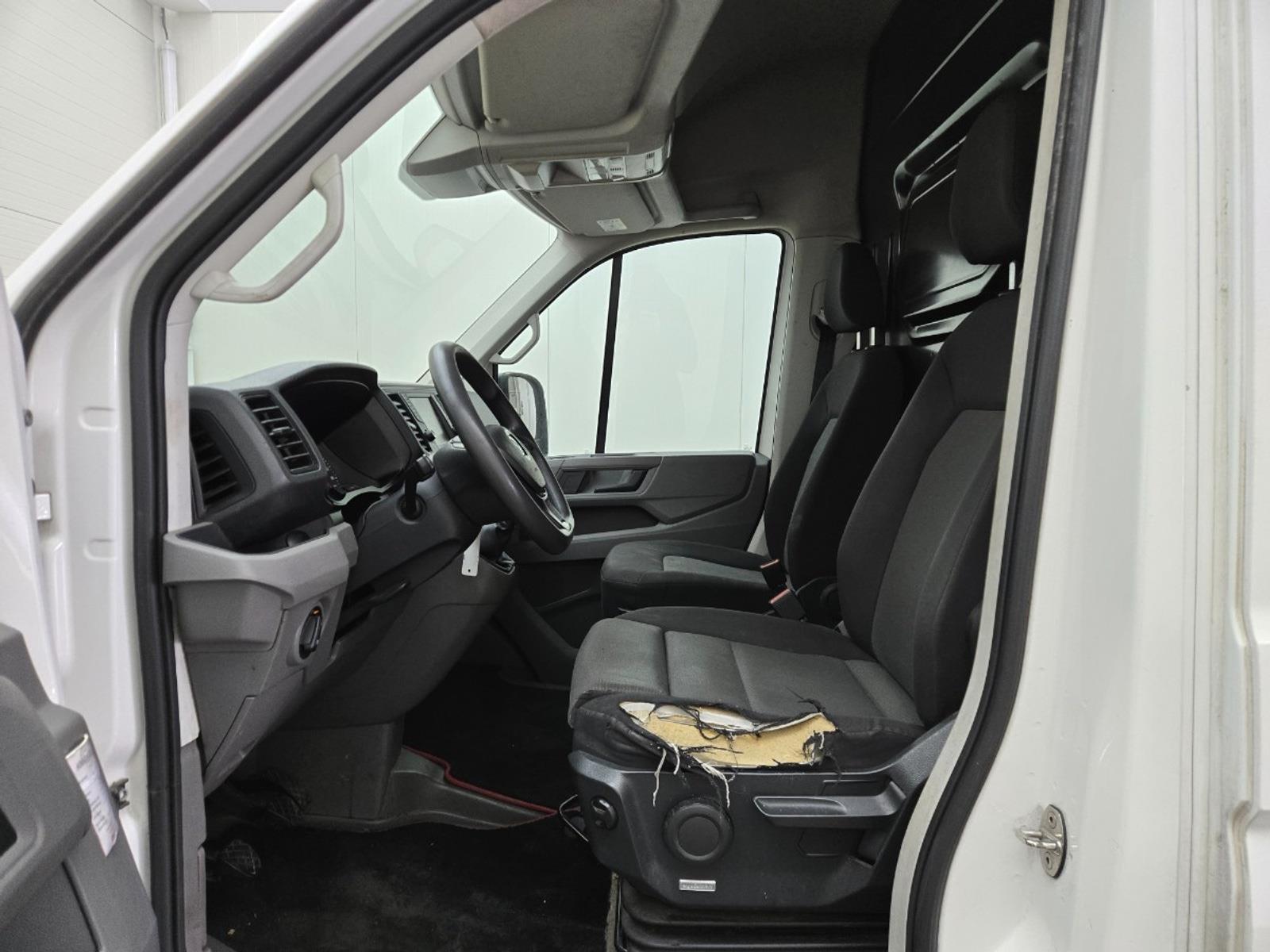 Volkswagen Crafter 35 2.0 TDI L4H3 Highline | 2018 | 272.440 km | V413KN | NAP: Logisch