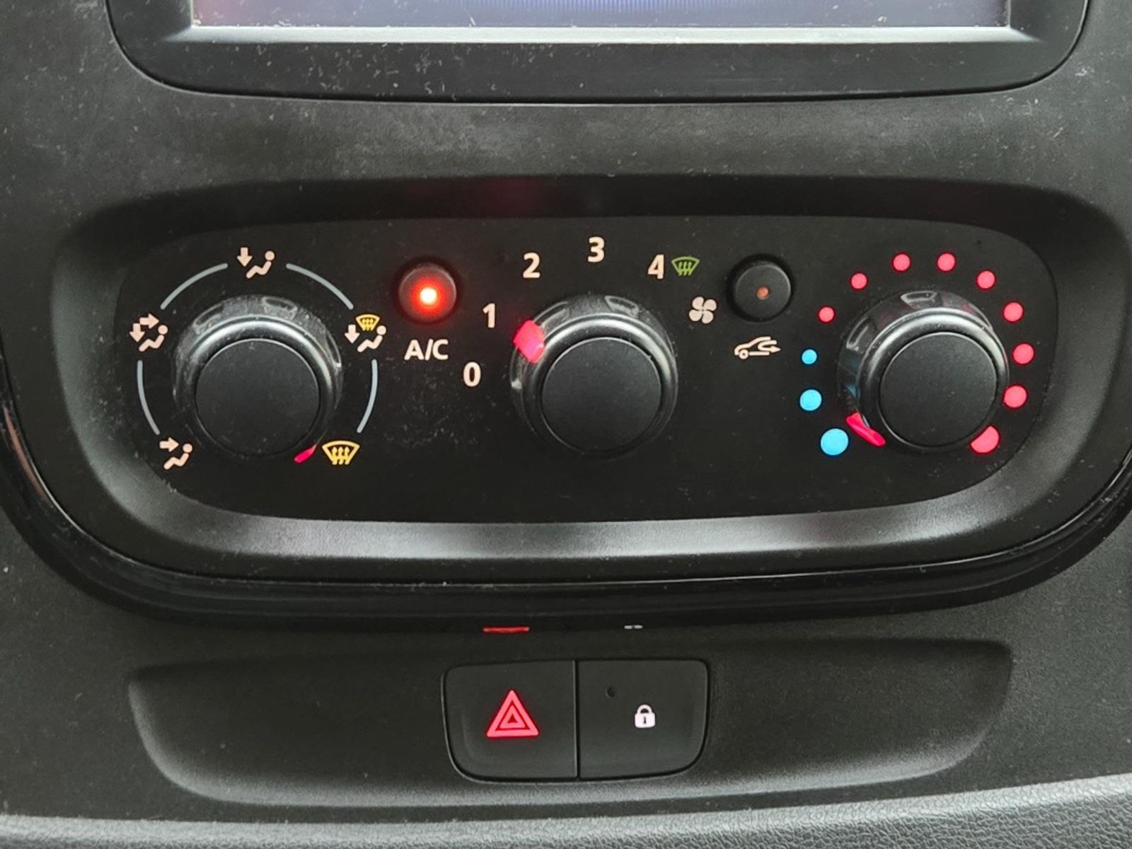Opel Vivaro 1.6 CDTI L1H1 Edition EcoFlex | 2018 | 230,817 km | V672PT | NAP: Makes sense