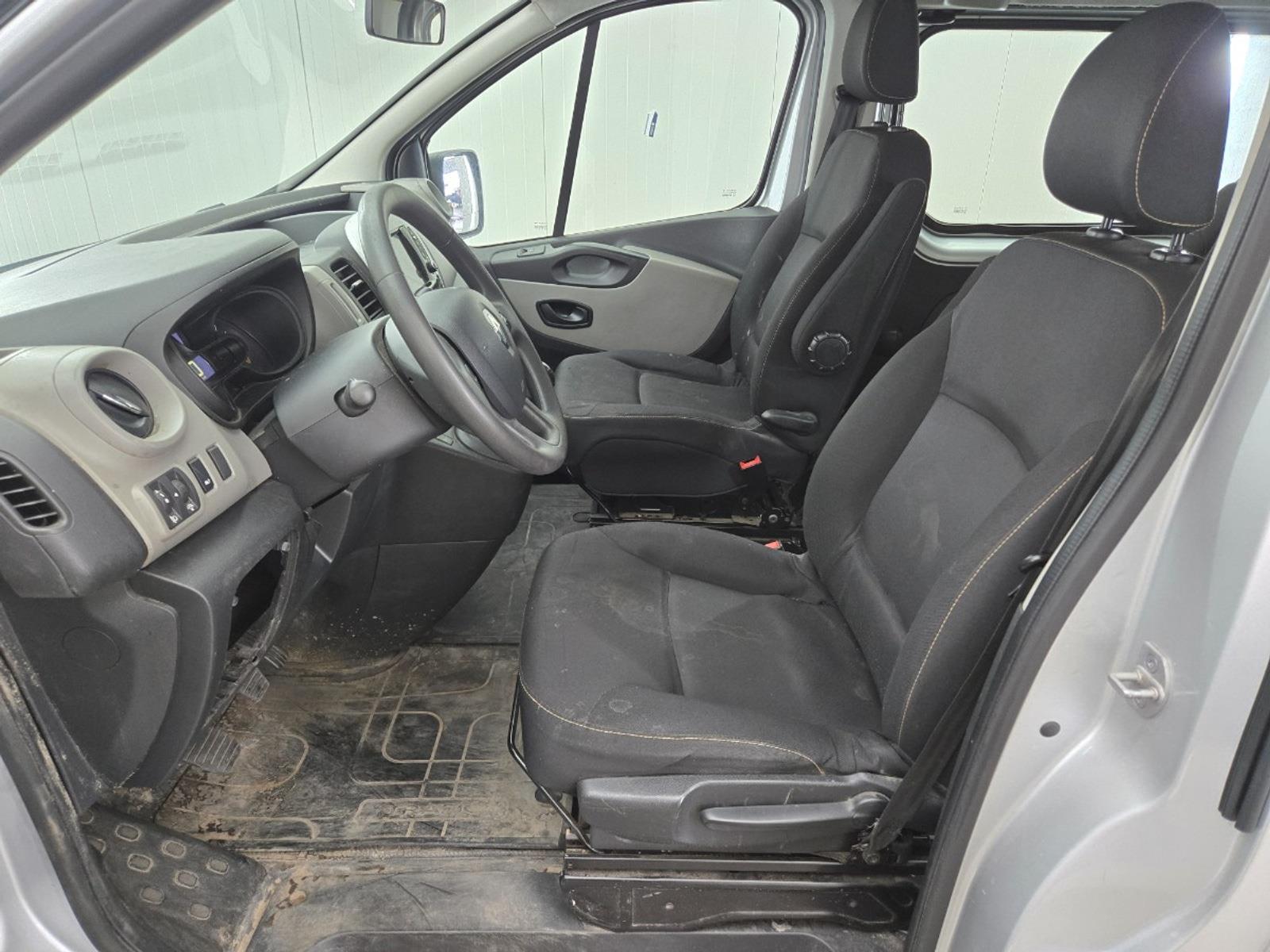 Renault Trafic 1.6 dCi T29 L2H1 DC Comfort | 2016 | 74.868 km | V17GHF | NAP: Geen oordeel