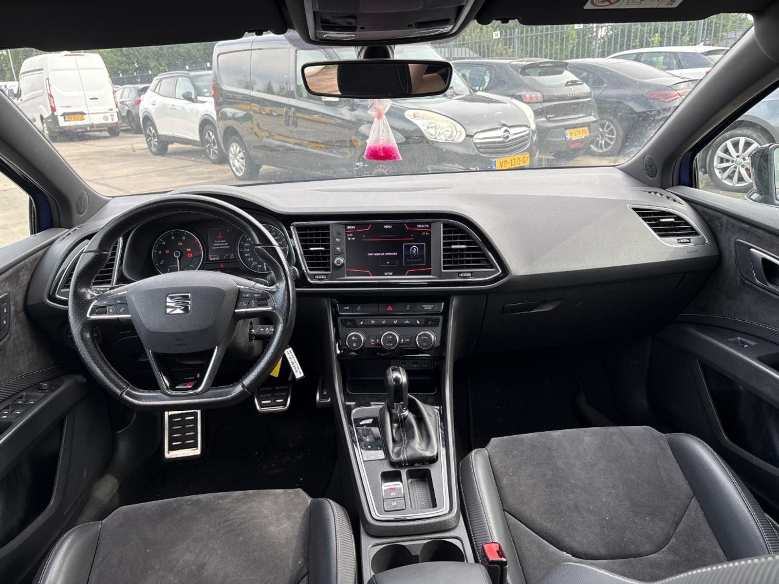 SEAT Leon 2.0 TSI CUPRA 300 | 2017 | 164.876 km | Automaat | X478BX | NAP: Geen oordeel