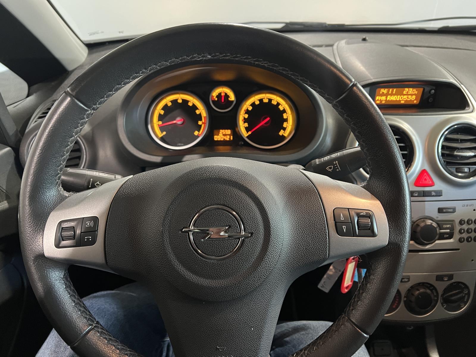Opel | Corsa | 1.4-16V Cosmo | 2011 | 90,421 km | 1KXH05 | No rating
