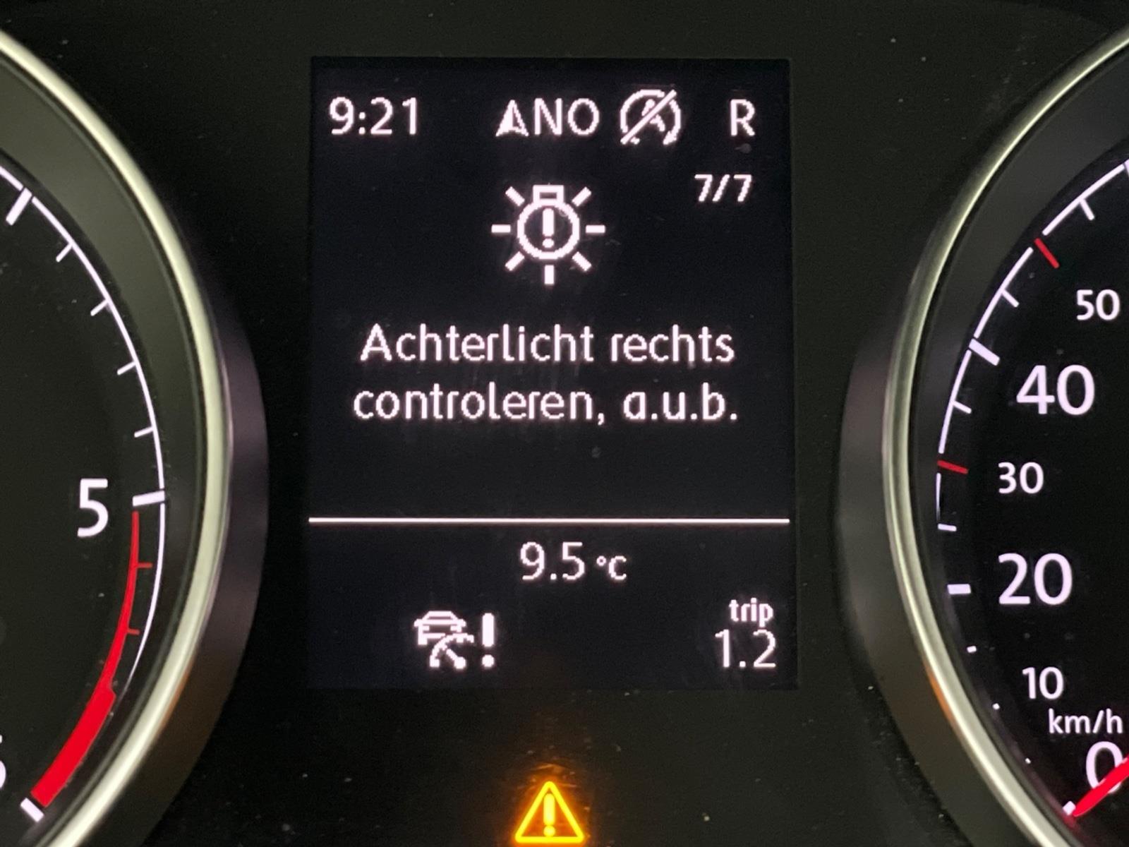 Volkswagen Golf 2.0 TDI Highline Business R | 2019 | 183.707 km | Automaat | Z403NZ | NAP: Geen oordeel