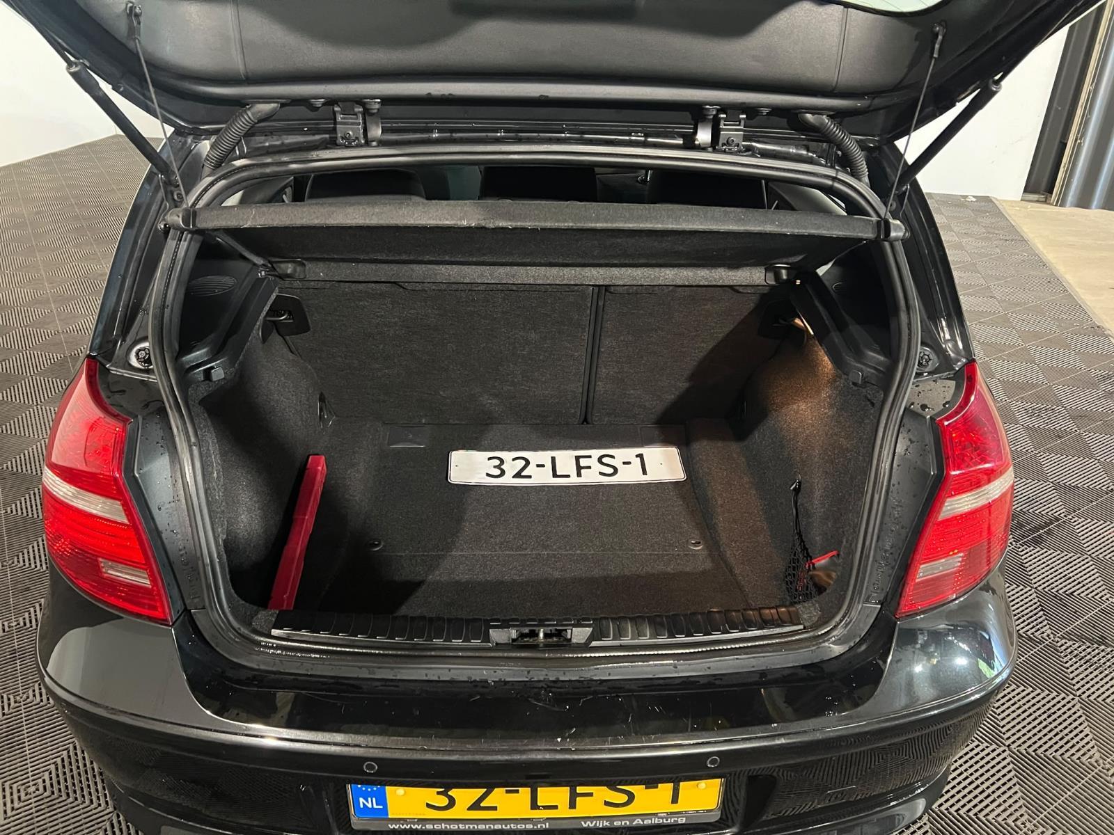 BMW | 1-serie | 116i | 2009 | 235.431 km | 32LFS1 | Geen oordeel