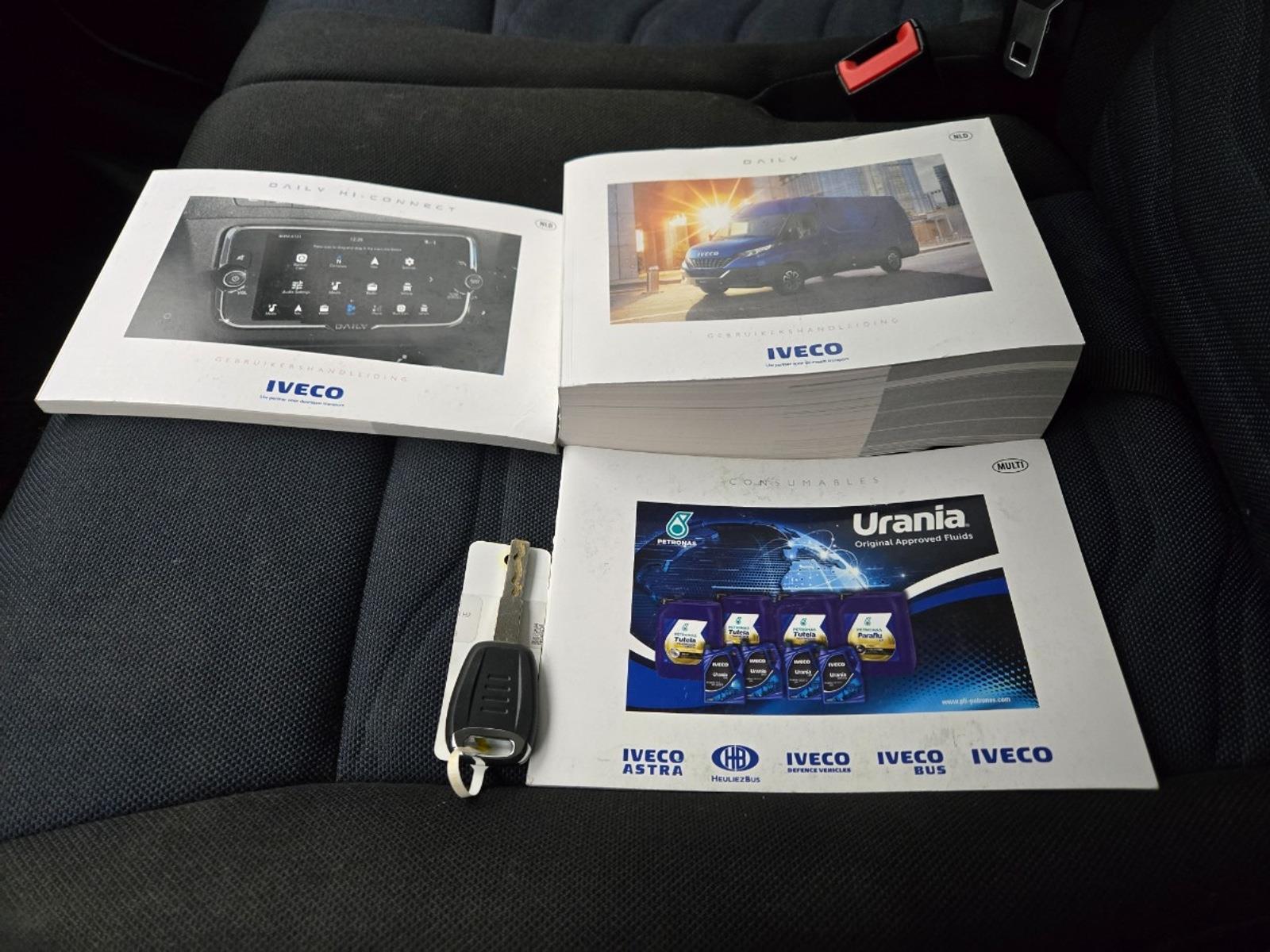 Iveco Daily 35S14V 2.3 410 H2 | 2021 | 150,696 km | VND78T | NAP: Makes sense