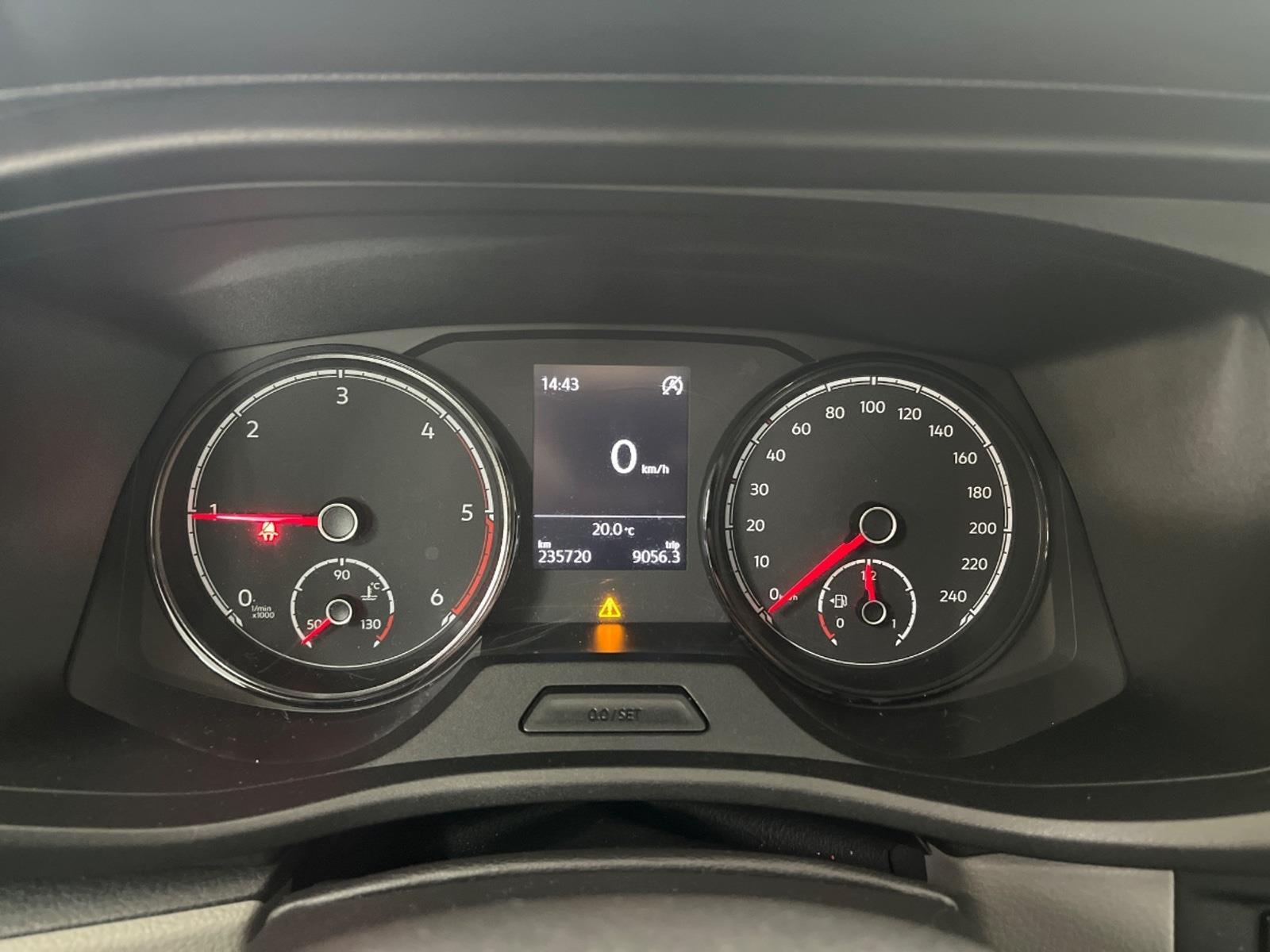 Volkswagen Transporter Kombi 2.0 TDI L2H1 Personenbus | 2023 | 235.720 km | T284FB | NAP: Logisch