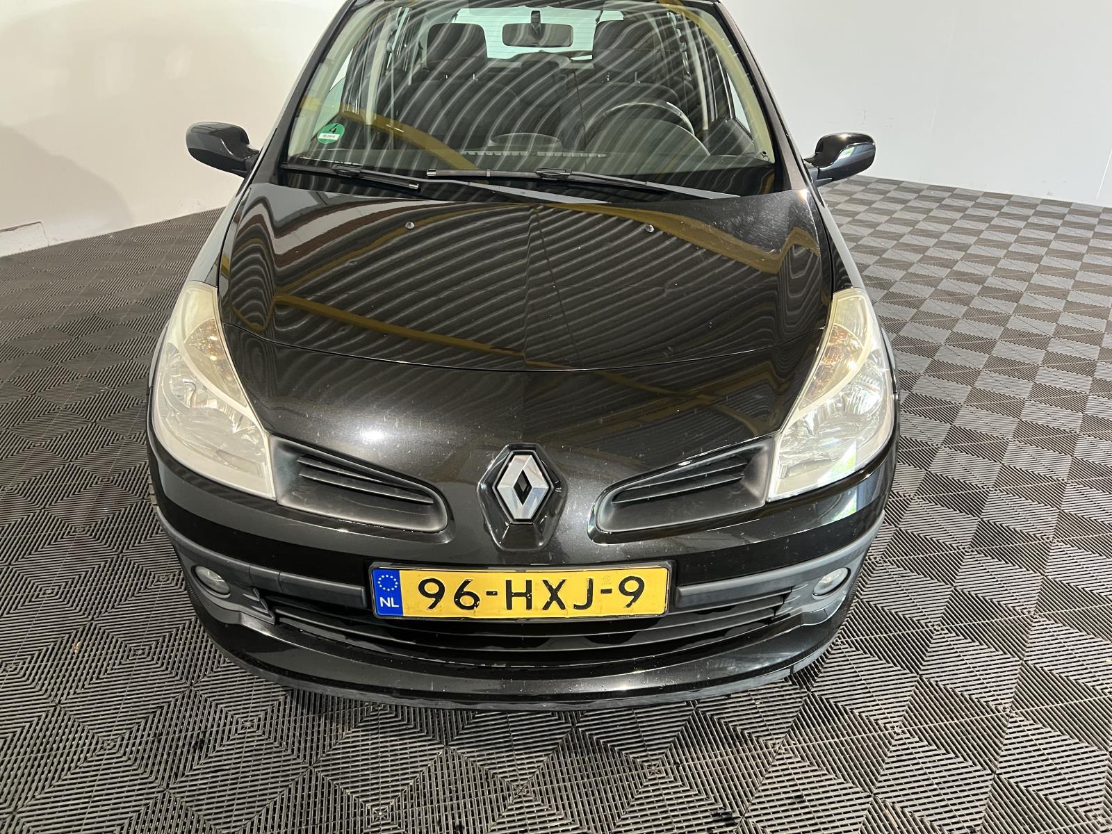 Renault | Clio | 1.2-16V Collection | 2009 | 176.659 km | 96HXJ9 | Logisch