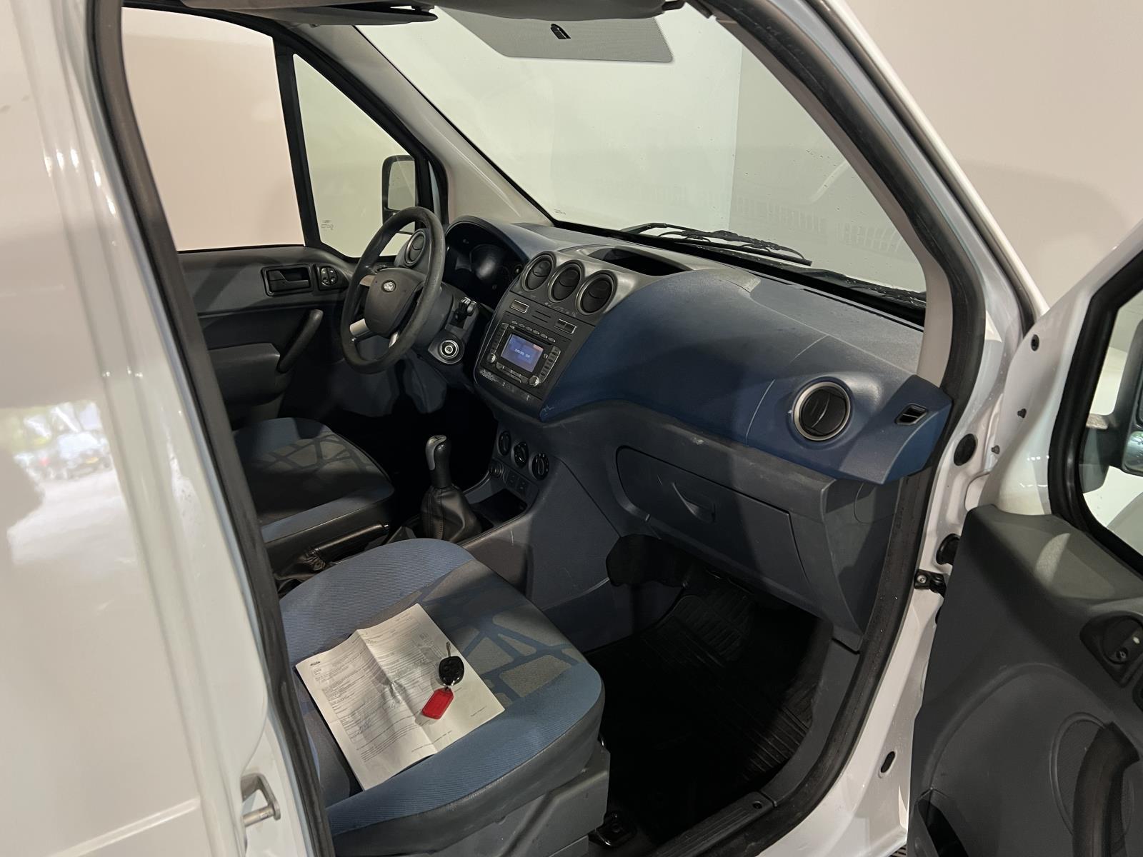 Ford | Transit Connect | T200S 1.8 TDCi Trend | 2011 | 216.310 km | 3VKZ89 | Logisch
