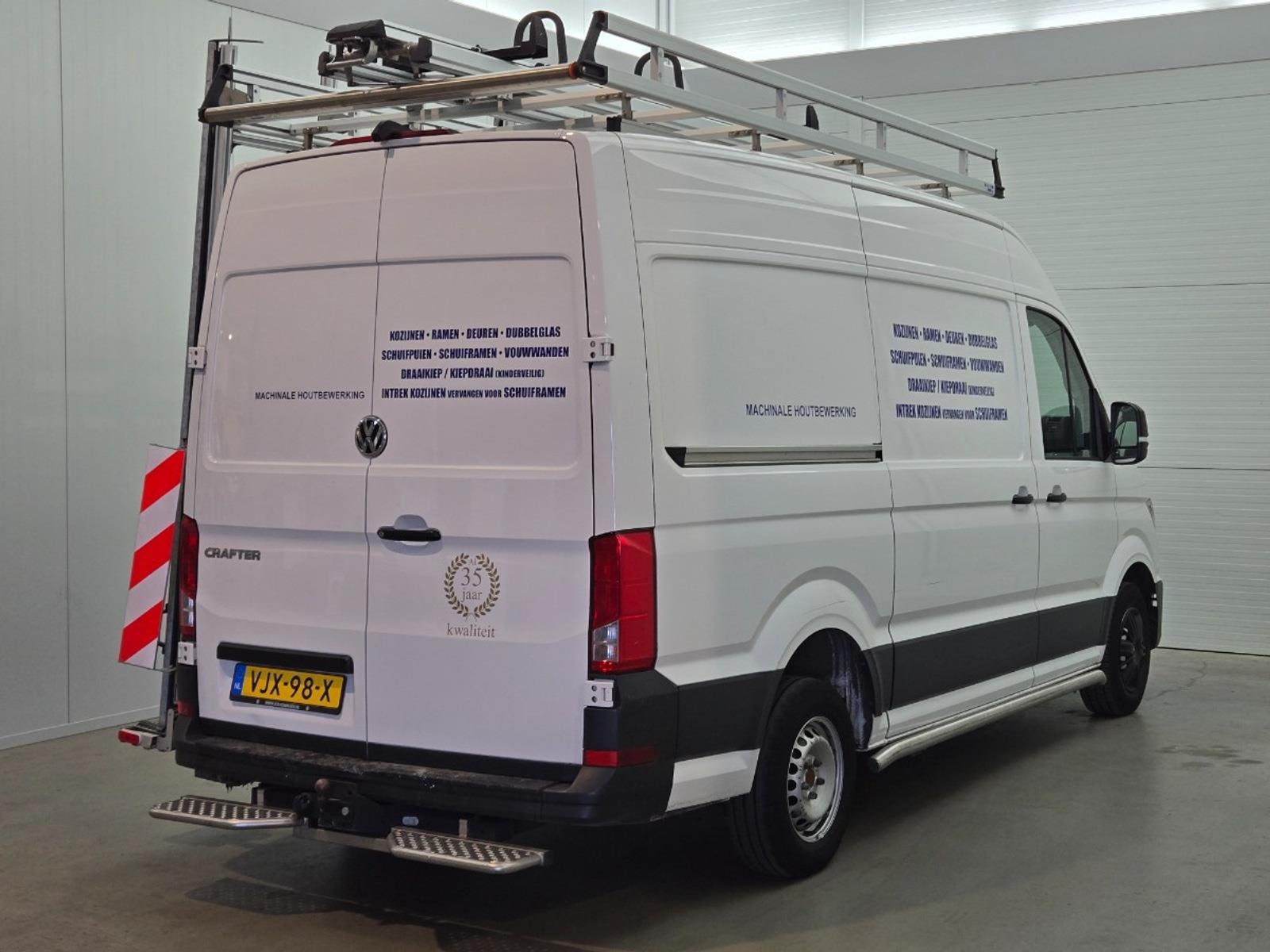 Volkswagen Crafter 35 2.0 TDI L3H3 Comfortline | 2022 | 49.279 km | Automaat | VJX98X | NAP: Logisch