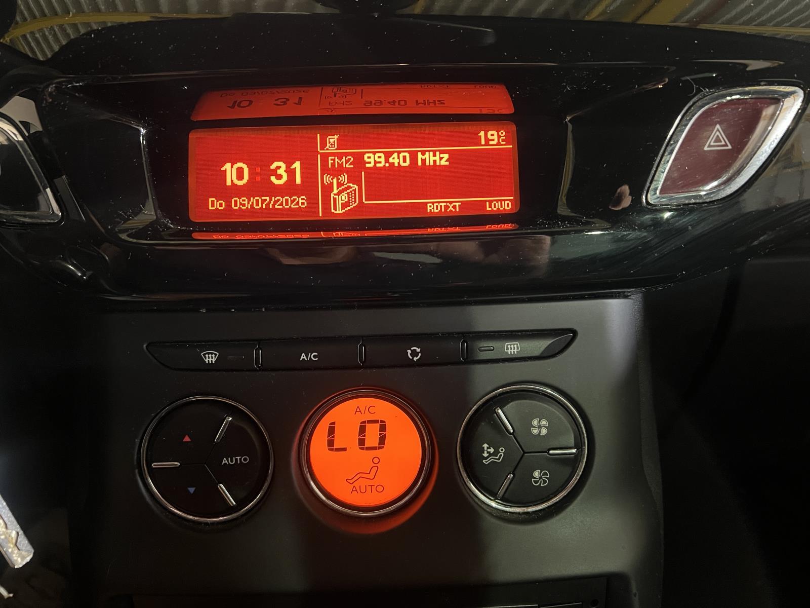 Citroen | DS3 | 1.4 e-HDi Chic | 2013 | 128.643 km | 74ZPD4 | Logisch