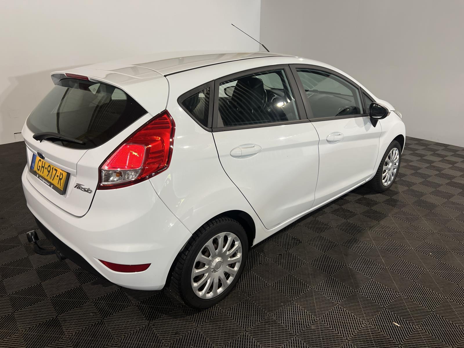 Ford | Fiesta | 1.0 Style | 2015 | 121,587 km | GH917R | Logical