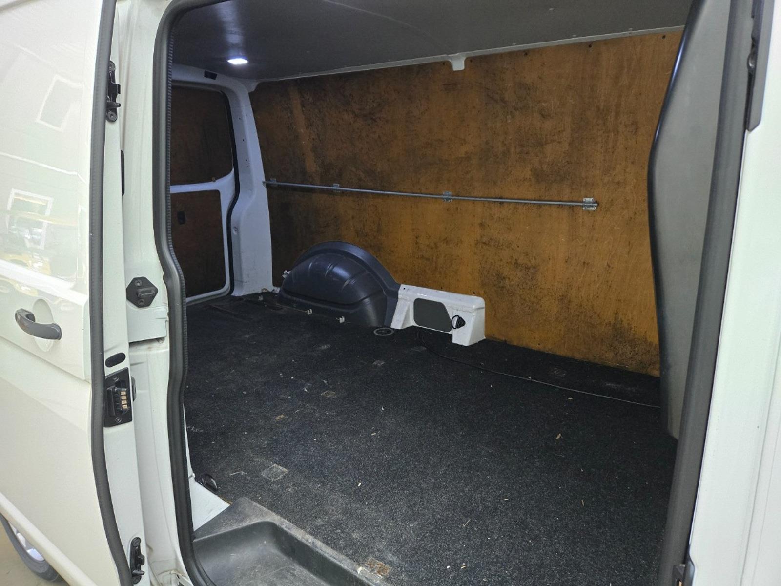 Volkswagen Transporter 2.0 TDI L2H1 30 Bulli | 2020 | 215.030 km | Automaat | V35DGB | NAP: Geen oordeel