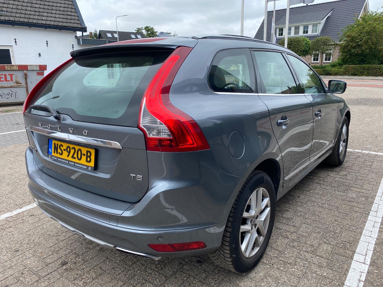Volvo XC60 2.0 T5 FWD Polar+ | 2017 | 190,002 km | Automatic | NS920B | NAP: Reasonable