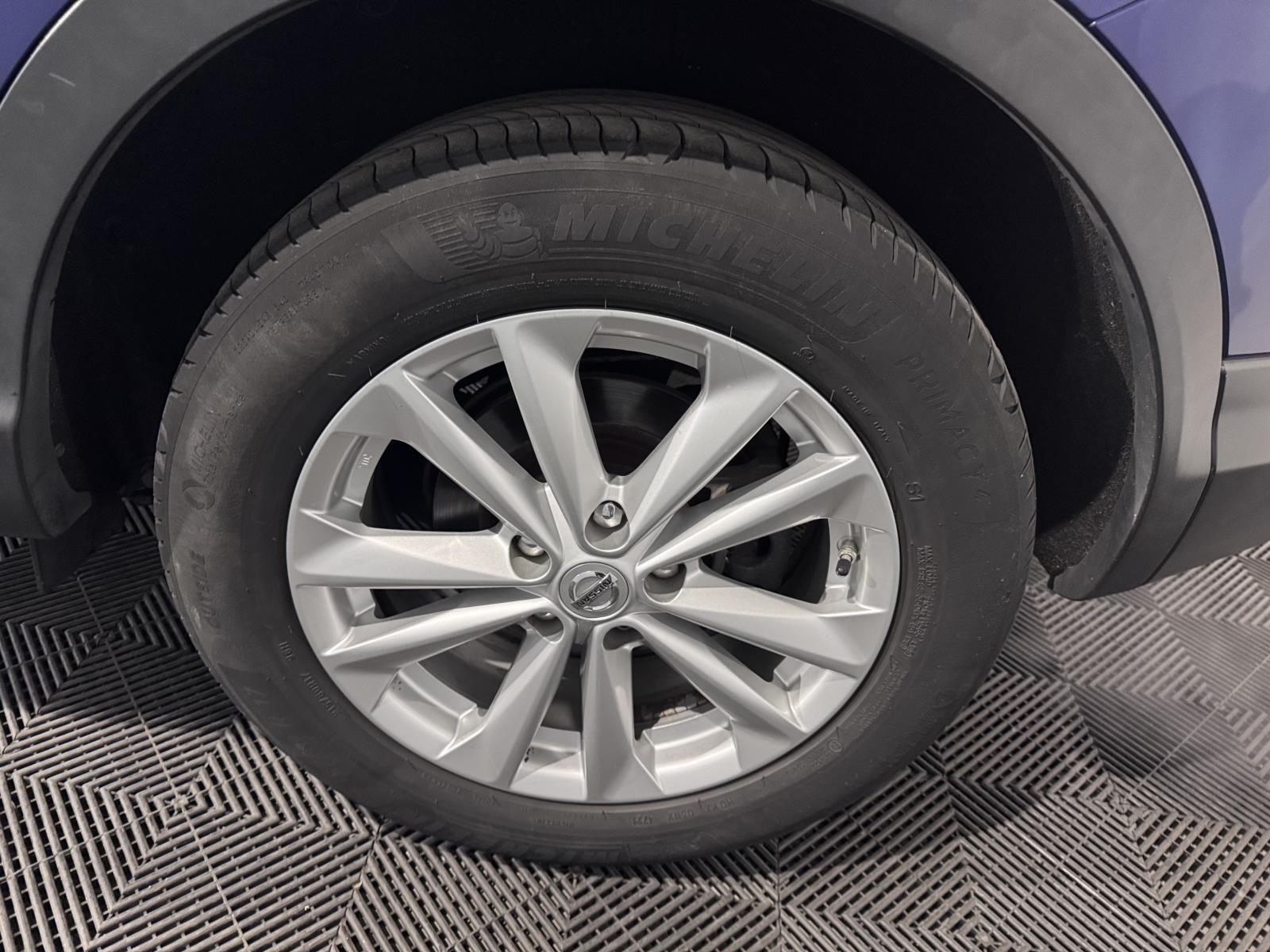 Nissan | Qashqai | 1.2 Connect Edition | 2015 | 158.347 km | HN588Z | Geen oordeel