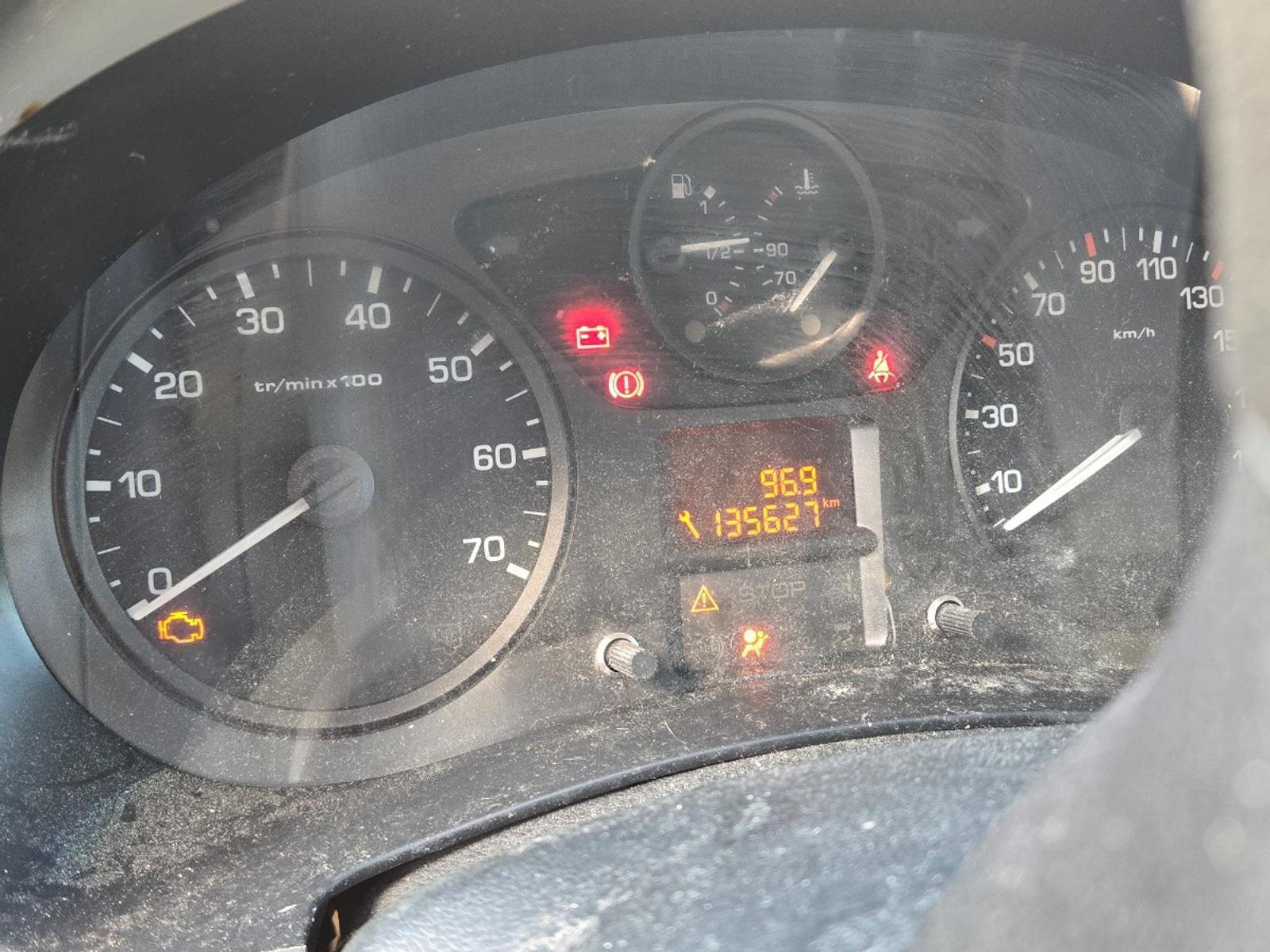 Peugeot Partner 120 1.6 BlueHDi 100 L1 Première | 2016 | 135.627 km | VX170V | NAP: Logisch