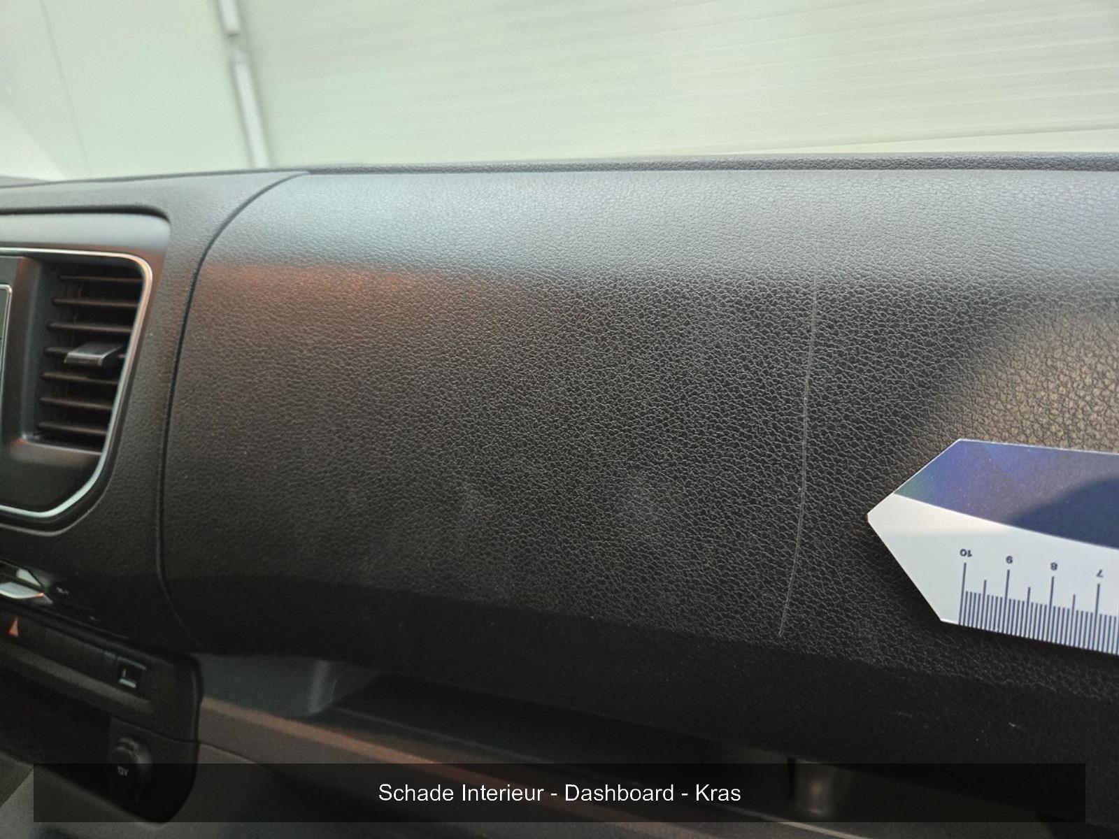 Citroën Jumpy 2.0 BlueHDI 180 M Club | 2019 | 176,424 km | Automatic | VNR40P | NAP: No rating