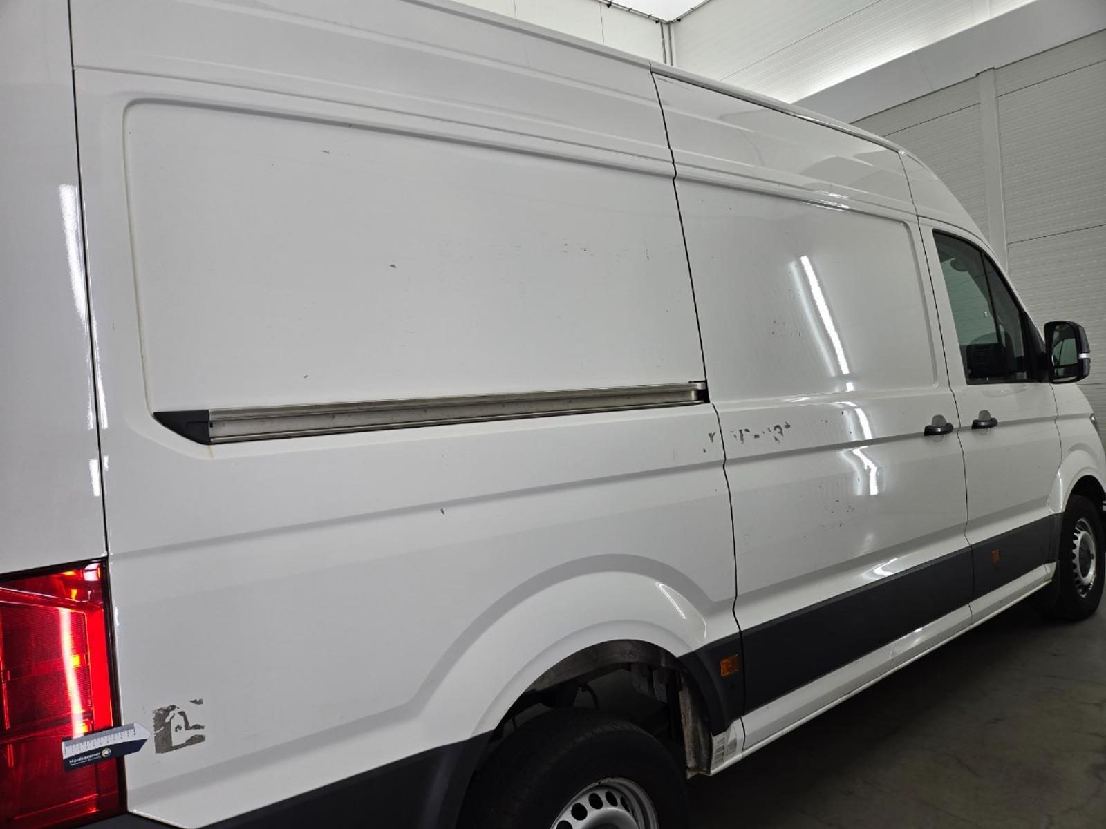 Volkswagen Crafter 35 2.0 TDI L3H3 EL Highline | 2018 | 217.427 km | V234NL | NAP: Logisch