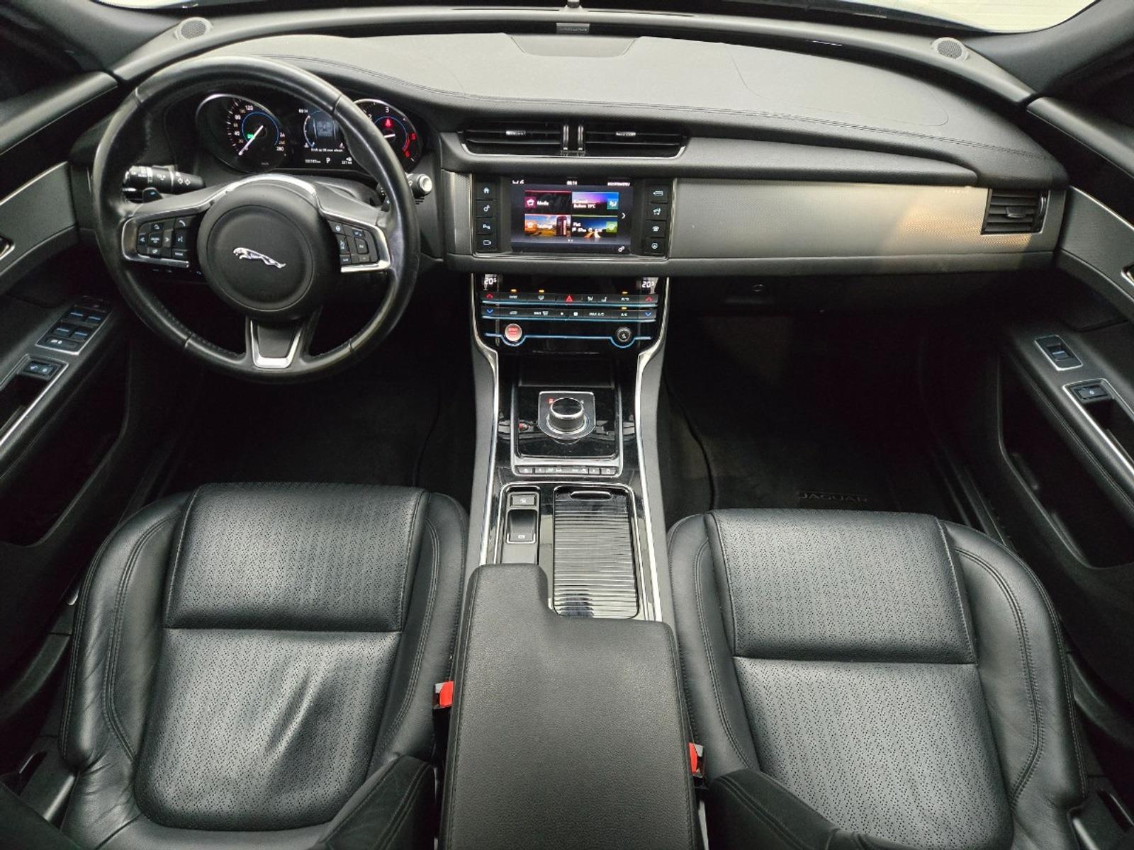 Jaguar XF 2.0d R-Sport | 2019 | 195.747 km | Automaat | ZG465L | NAP: Logisch