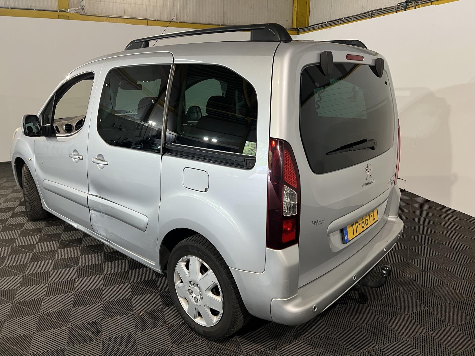 Peugeot | Partner Tepee | 1.6 HDiF XT Executive | 2012 | 248.056 km | TP661Z | Geen oordeel