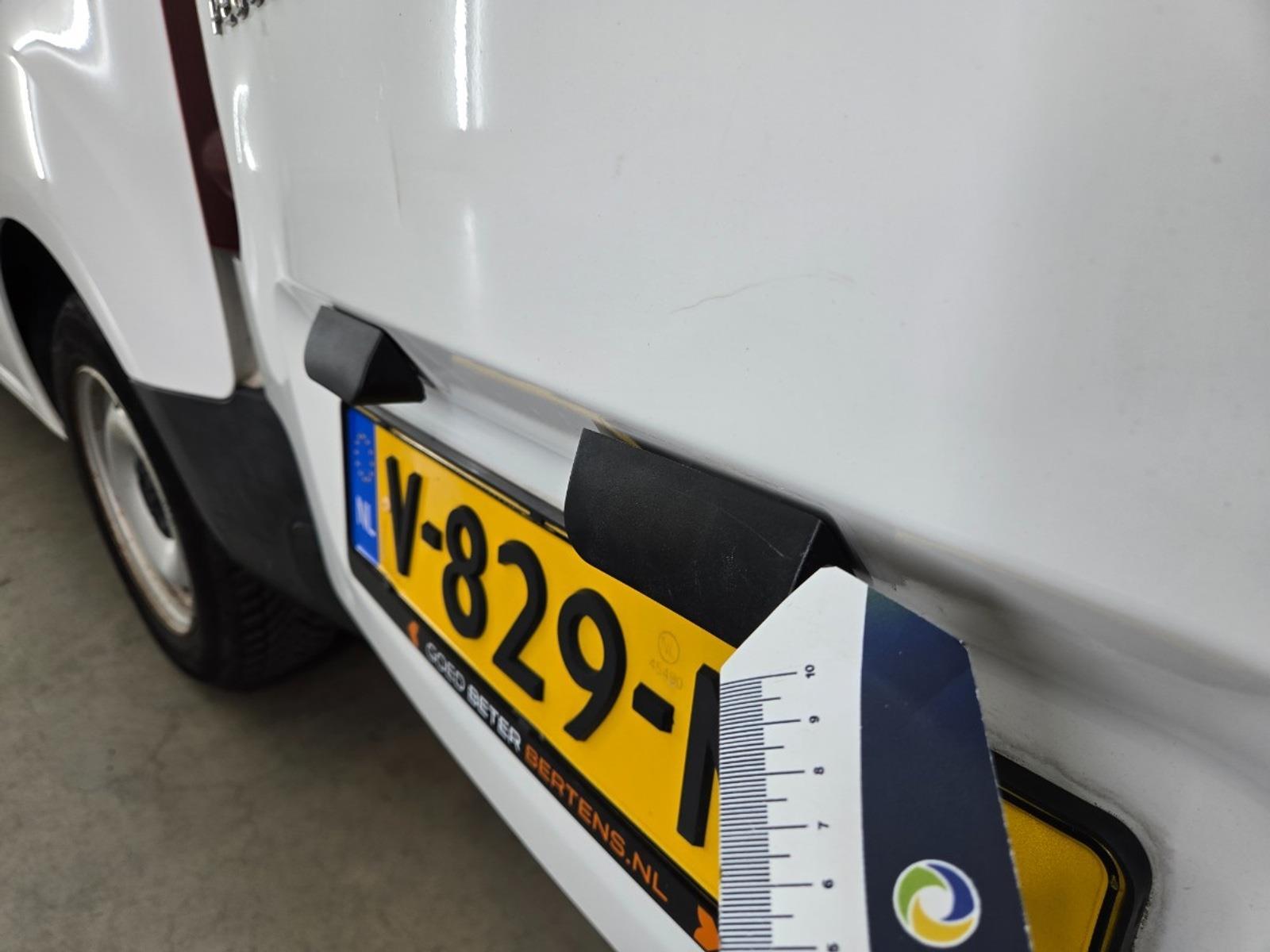 Peugeot Partner 120 1.6 BlueHDi 75 L1 Profit+ | 2018 | 117.945 km | V829NR | NAP: Logisch