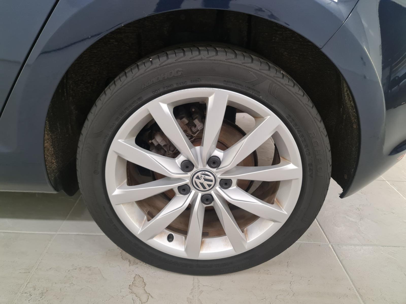 Volkswagen Golf 1.6 TDI Connected Series | 2016 | 331.859 km | Automaat | KT071X | NAP: Logisch