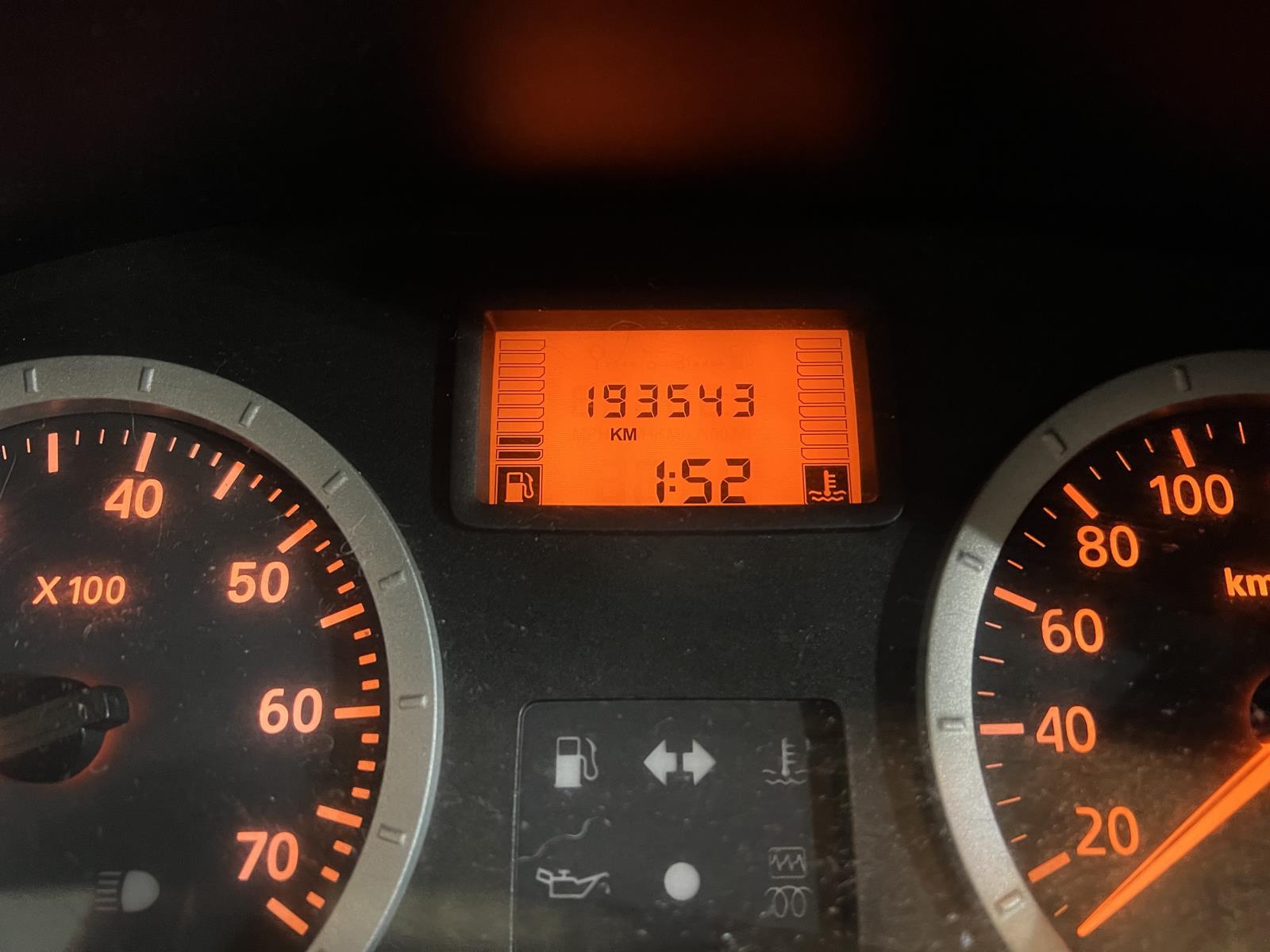 Dacia | Logan MCV | 1.6-16V Lauréate | 2007 | 193.543 km | 49ZBPS | Logisch