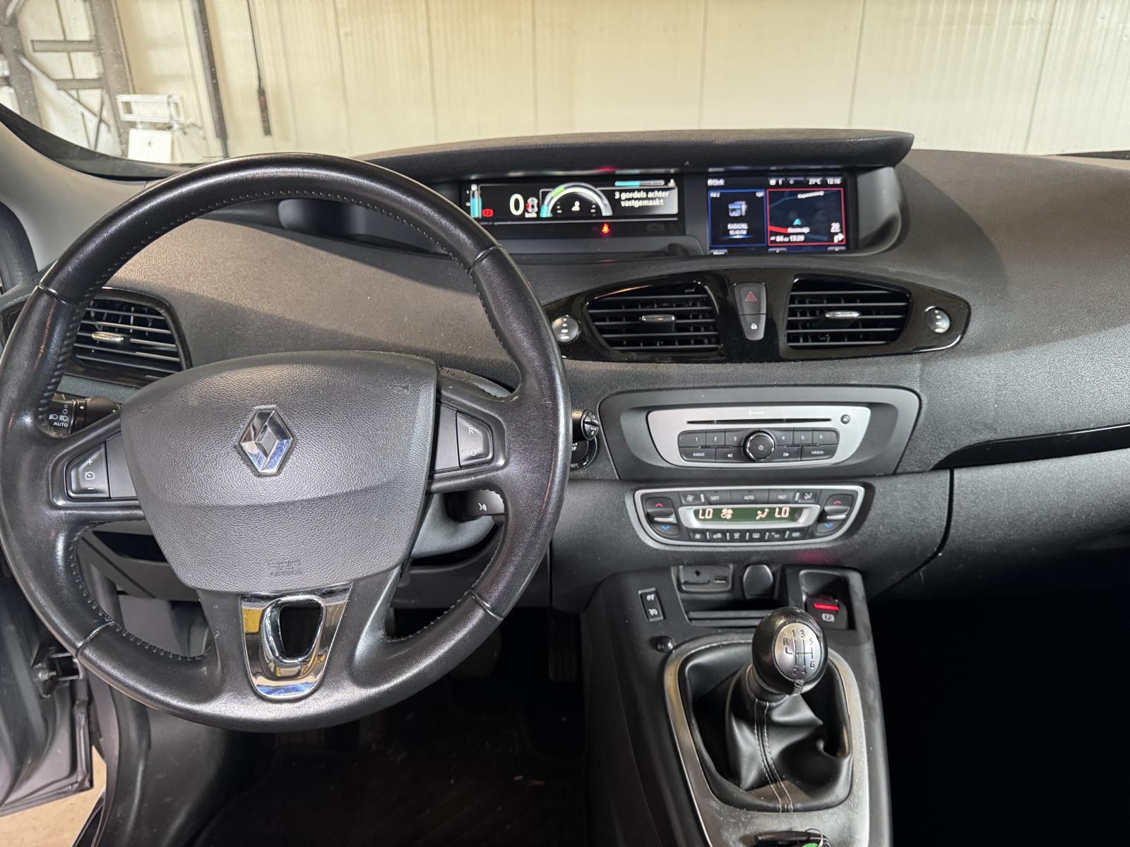 Renault | Scénic | 1.2 TCe R-Cinéma | 2014 | 232.300 km | 2XGZ18 | Logisch