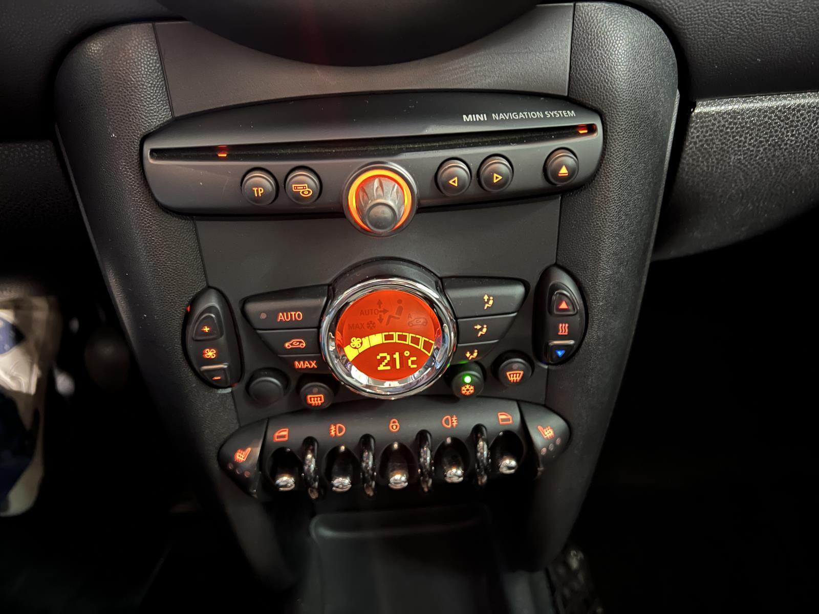 Mini | Cooper | 1.6 Cooper 10 Years | 2011 | 165,503 km | 77RJZ3 | Logical