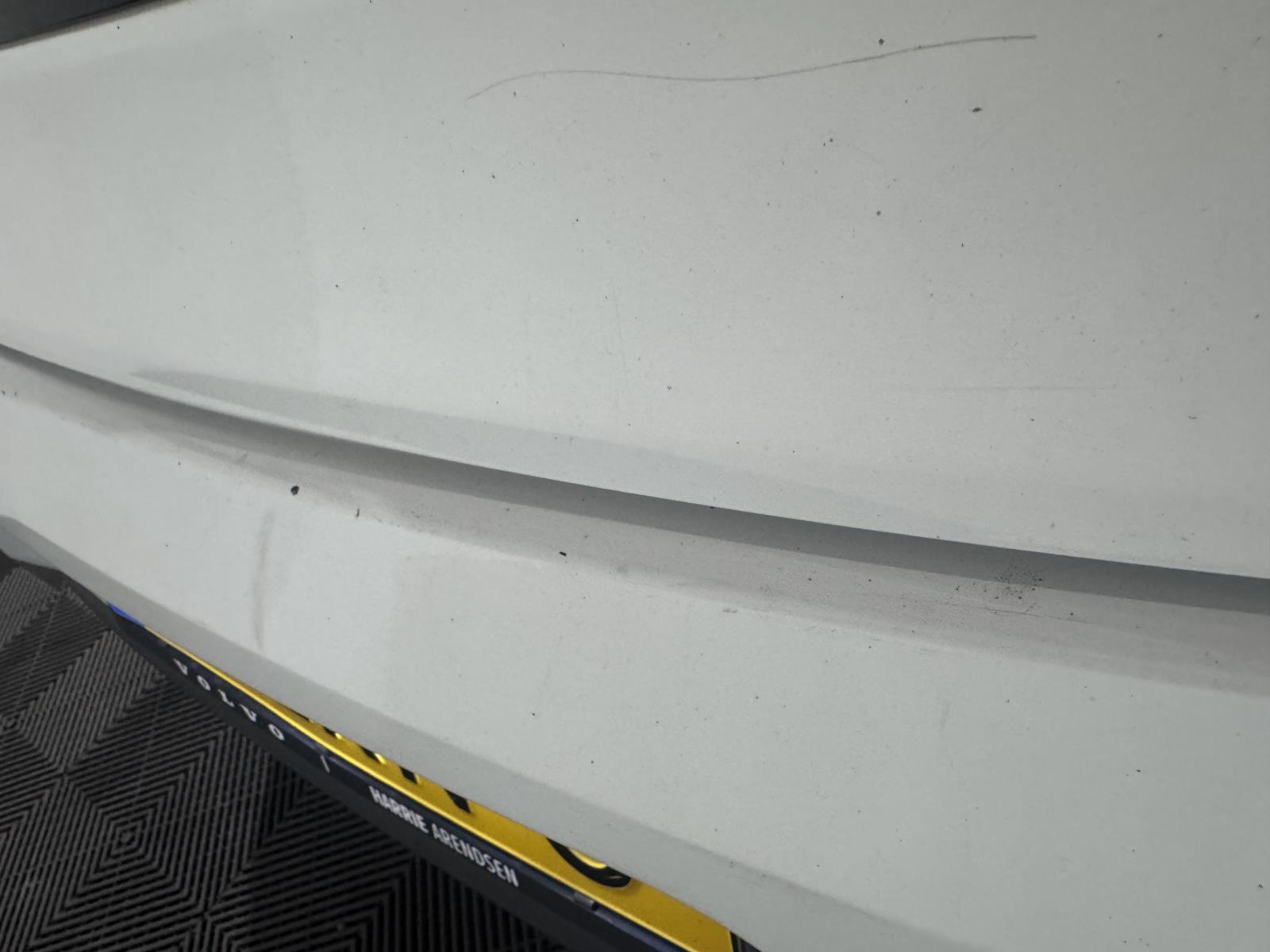 Volvo | V40 | 1.6 T3 Momentum | 2013 | 311,657 km | 13ZRN6 | Logical