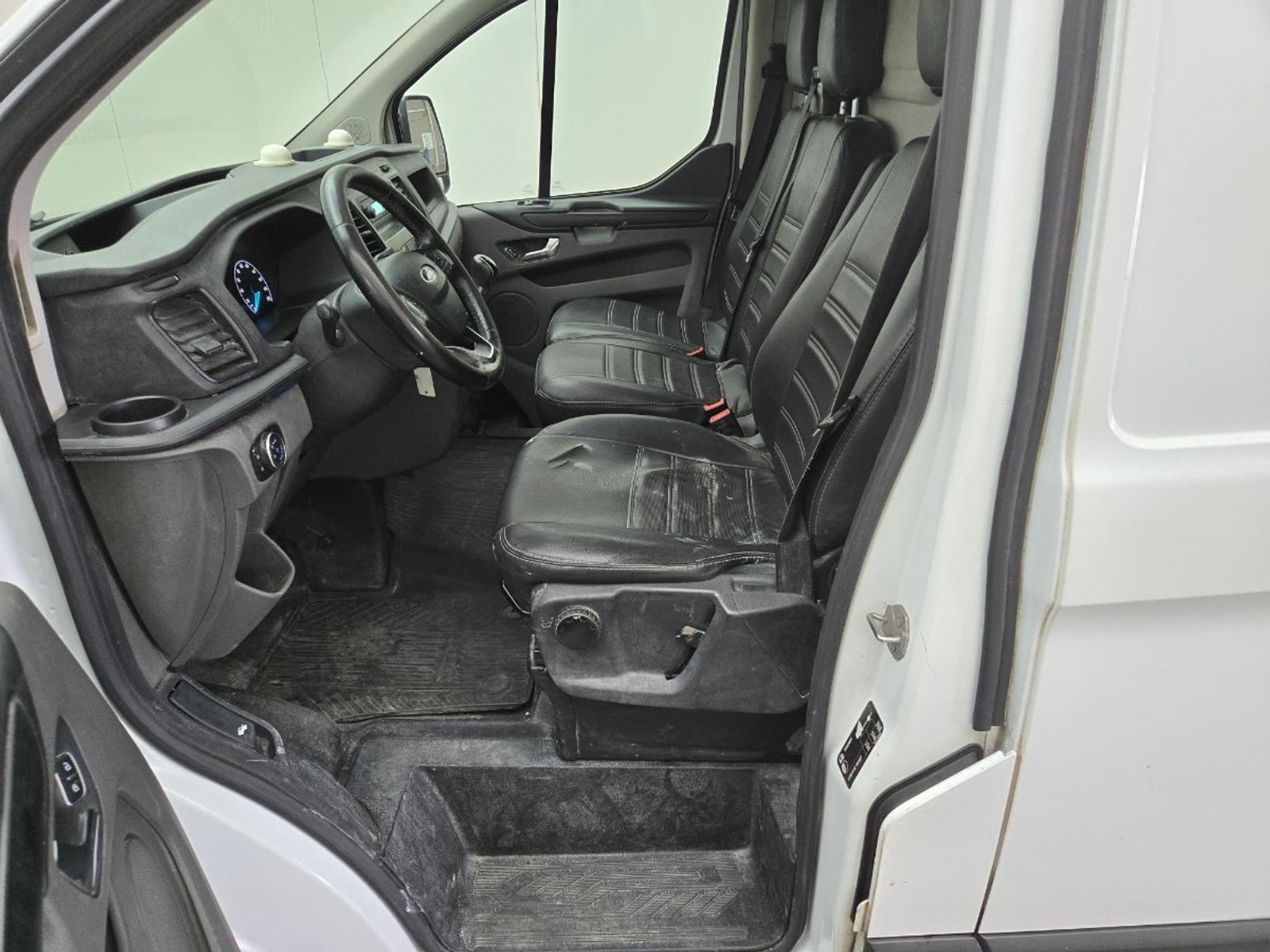 Ford Transit Custom 280 2.0 TDCI L1H1 Trend | 2018 | 266,291 km | V617PN | NAP: Logical