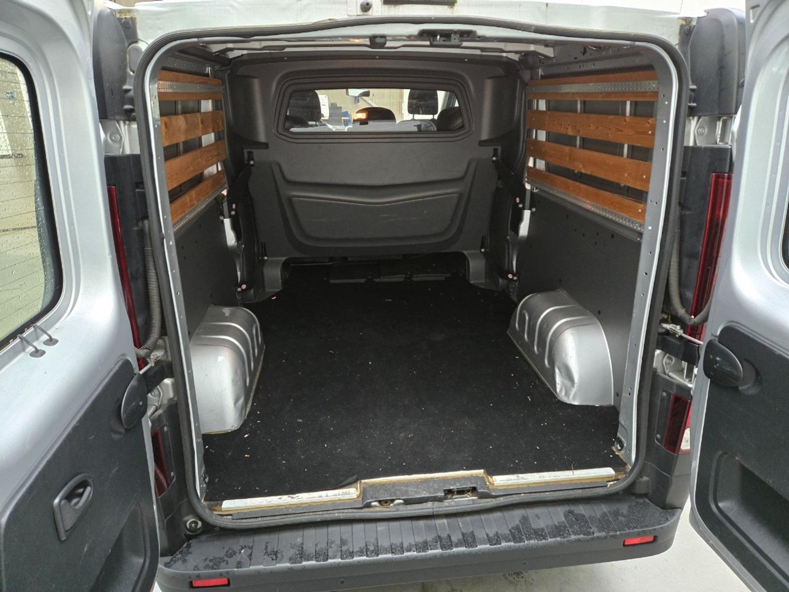 Renault Trafic 1.6 dCi T29 L2H1 DC Comfort | 2016 | 112.420 km | V12GHF | NAP: Geen oordeel