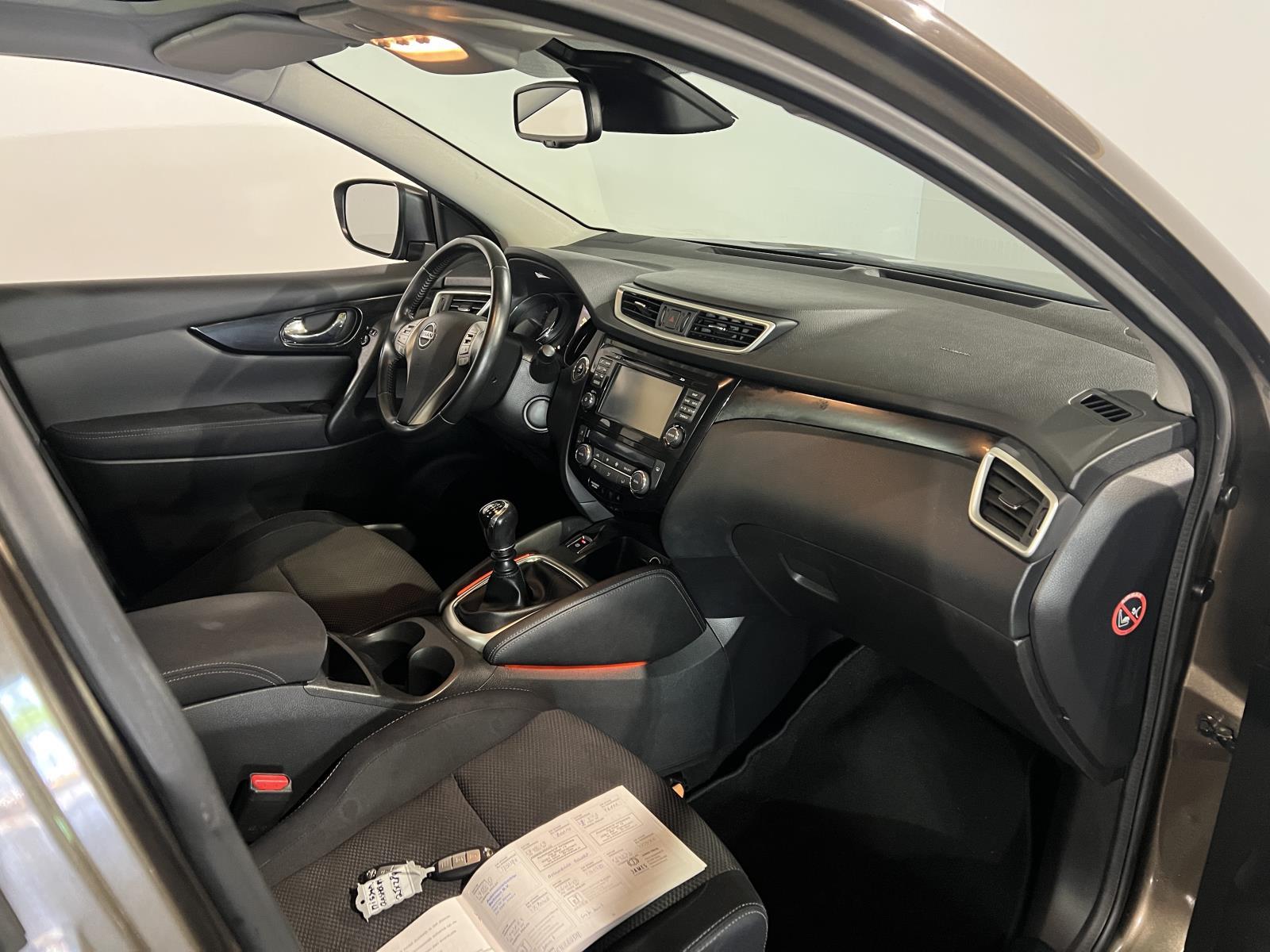 Nissan | Qashqai | 1.2 Connect Edition | 2014 | 187,123 km | 2TXZ89 | Logical