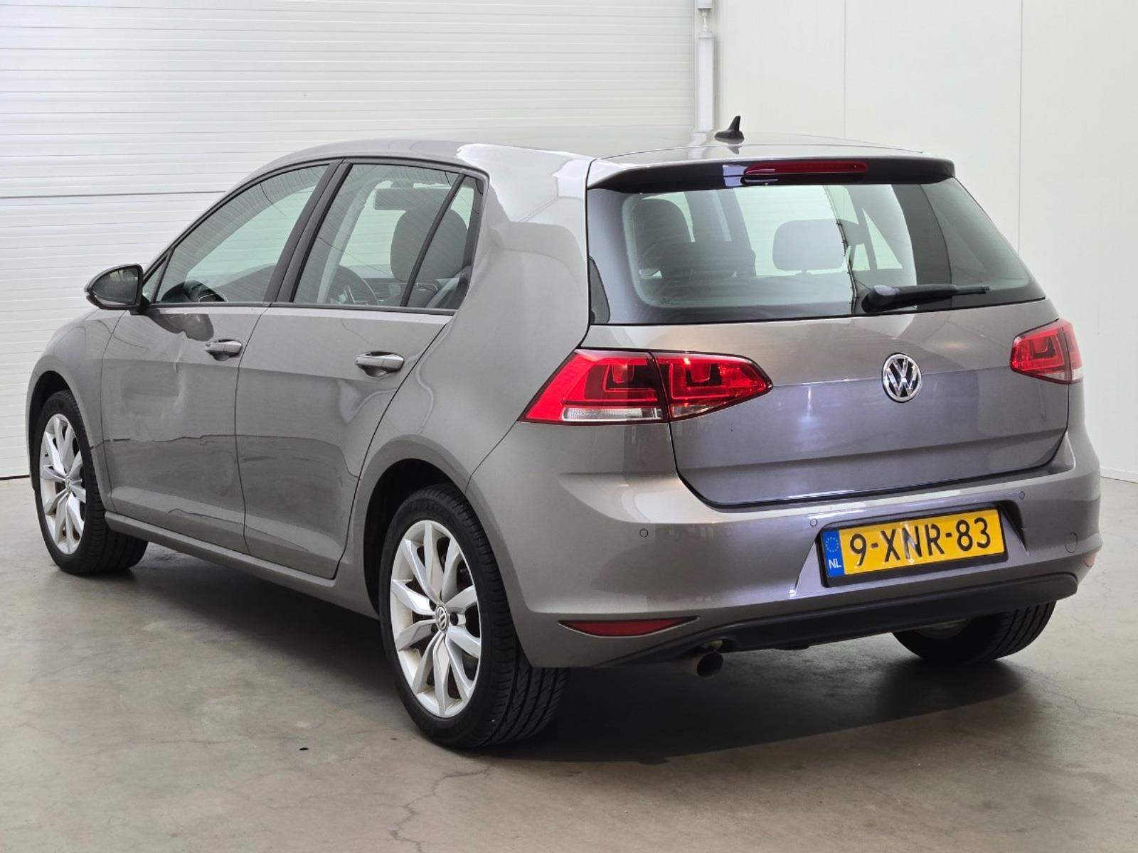 Volkswagen Golf 1.6 TDI Highline | 2014 | 202,590 km | Automatic | 9XNR83 | NAP: Makes sense