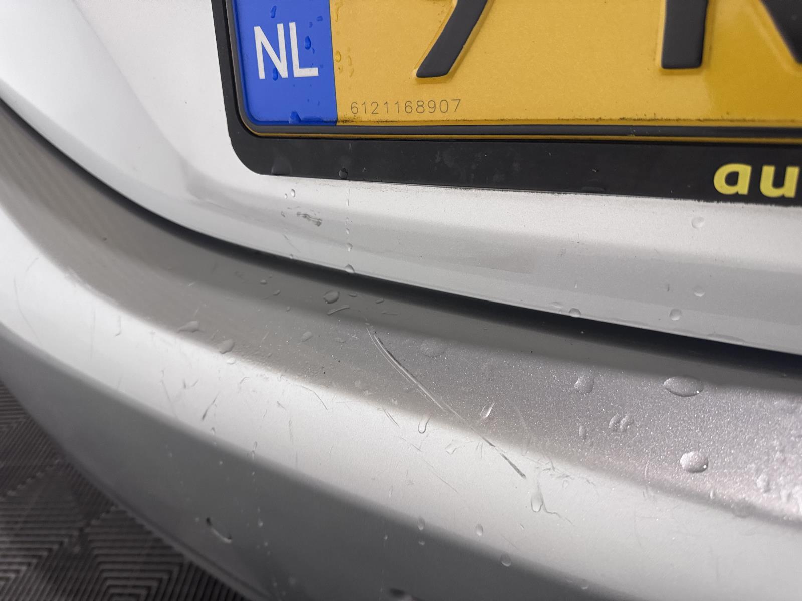 Peugeot | 208 | 1.2 VTi Envy | 2013 | 112.888 km | 9KDZ00 | Logisch