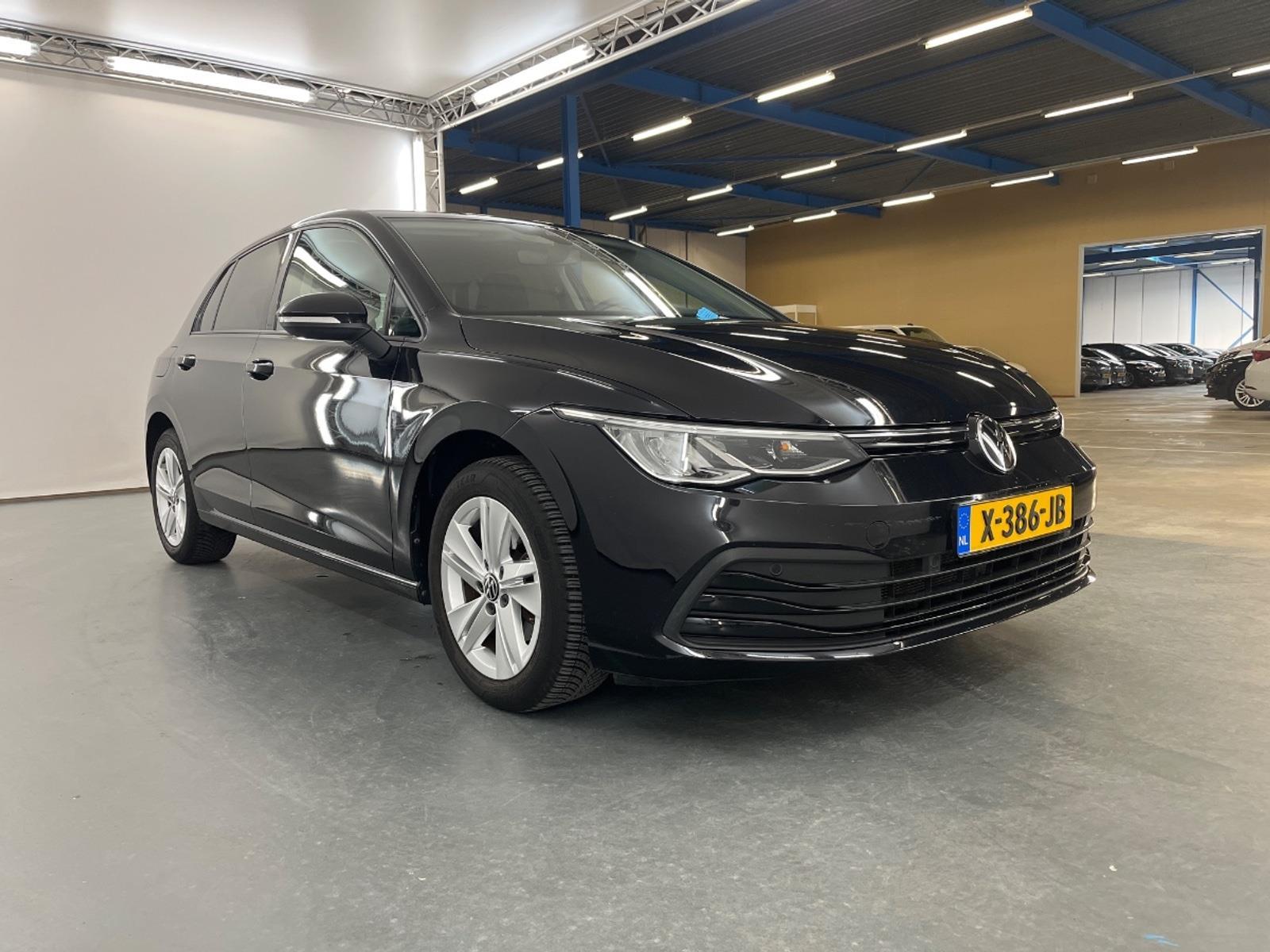 Volkswagen Golf 1.0tsi life 81kW | 2023 | 93.486 km | X386JB | NAP: Logisch