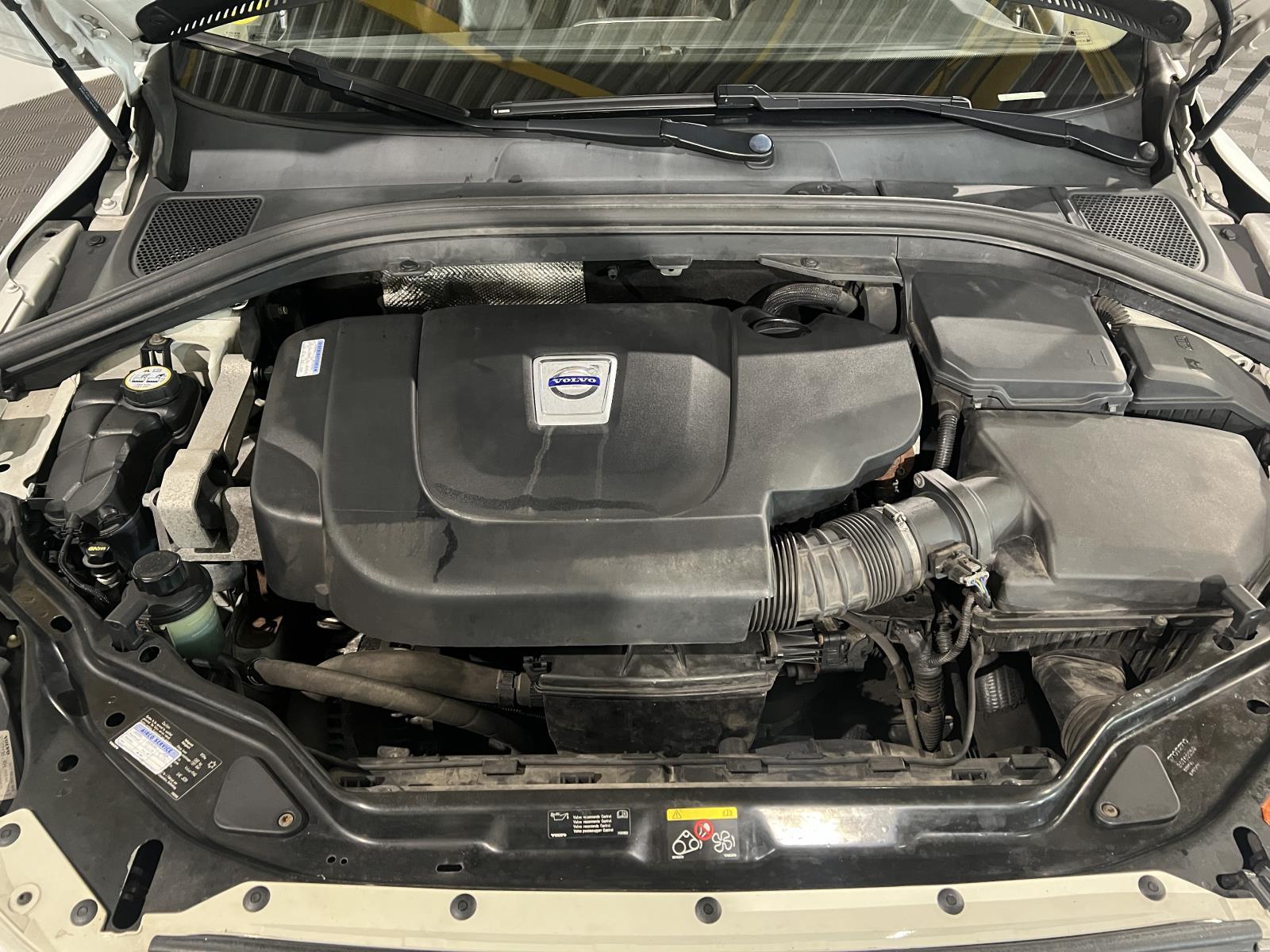 Volvo | XC60 | 2.4 D5 AWD Summum Automatic | 2012 | 300,675 km | GZ307G | No rating