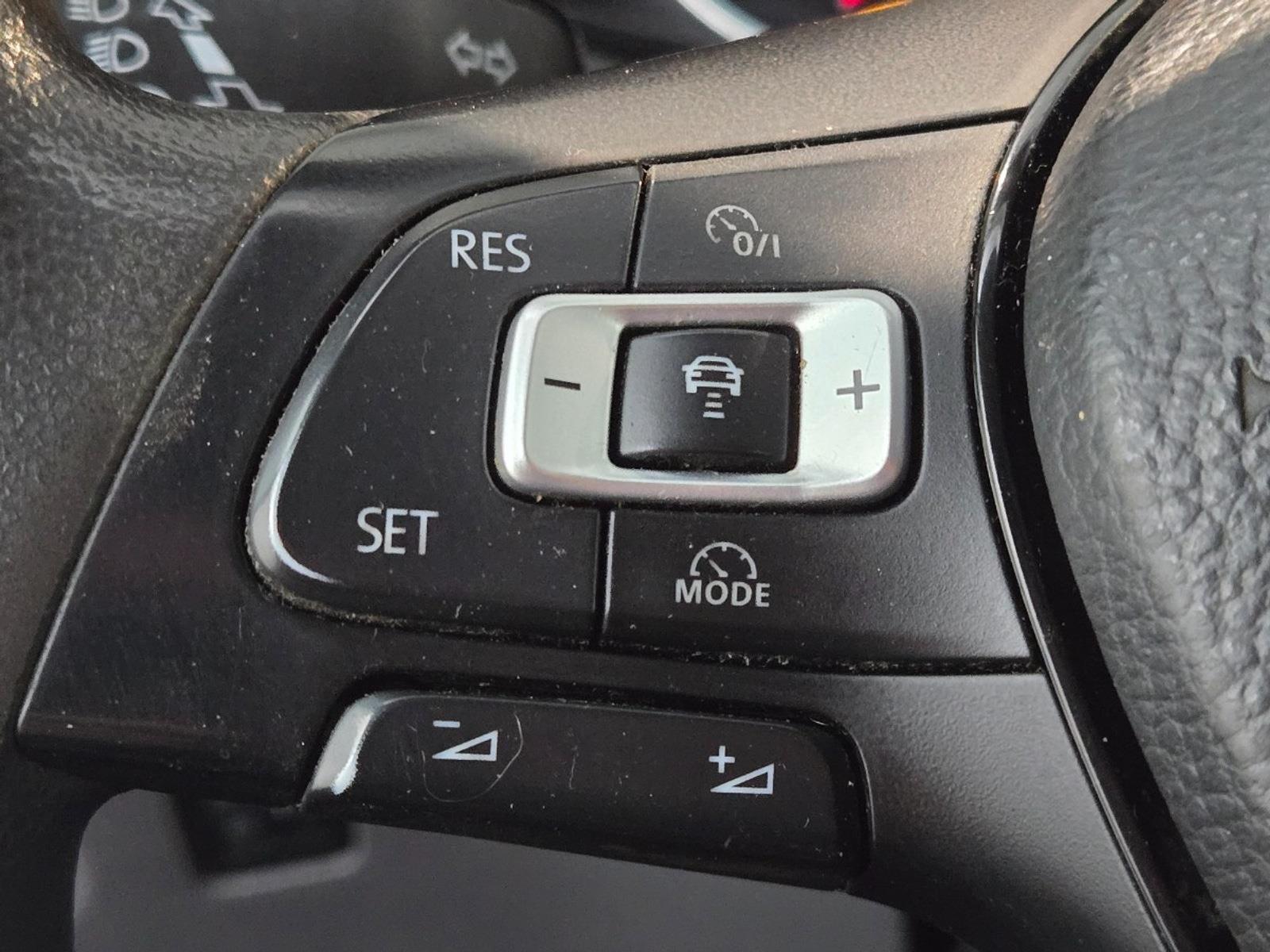 Volkswagen Crafter 35 2.0 TDI L4H3 Highline | 2018 | 272.440 km | V413KN | NAP: Logisch