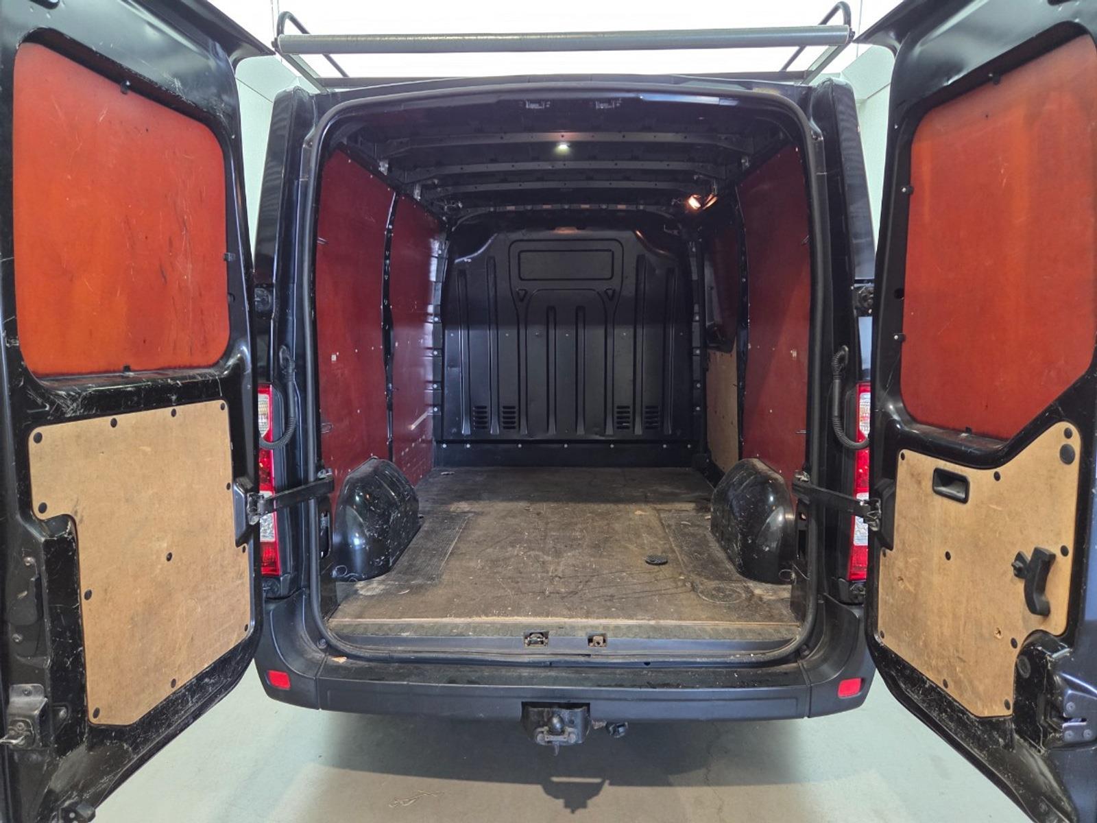 Renault Master T28 2.3 dCi L1H1 | 2017 | 193.226 km | V476DB | NAP: Logisch