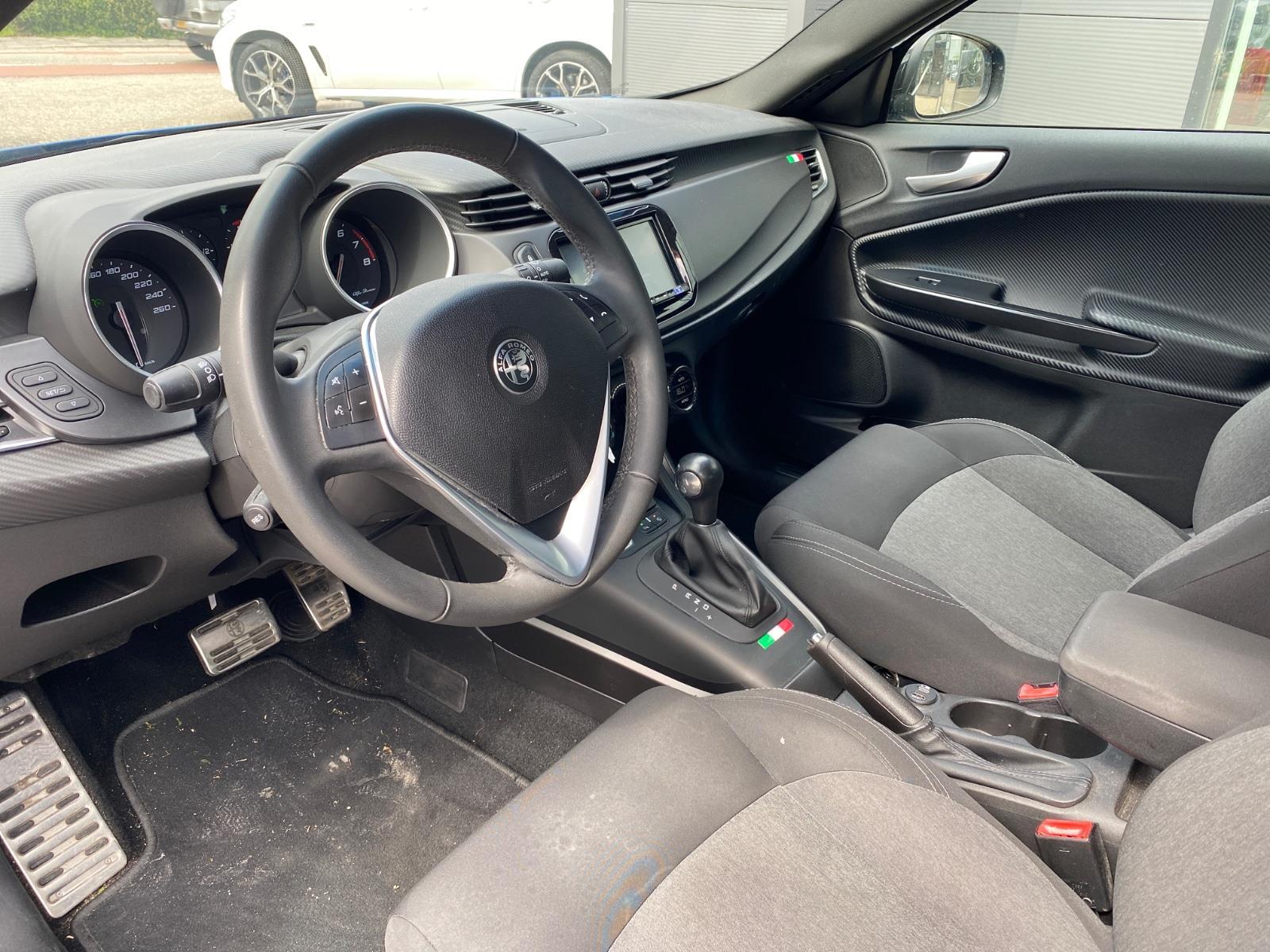 Alfa Romeo Giulietta 1.4 Turbo MultiAir Super | 2018 | 72.261 km | Automaat | ZL075K | NAP: Geen oordeel