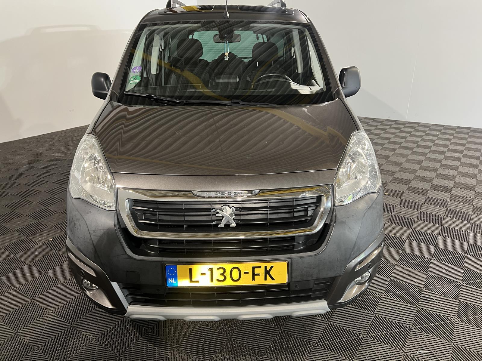 Peugeot | Partner Tepee | 1.2 PureTech Allure | 2018 | 157,004 km | L130FK | No rating