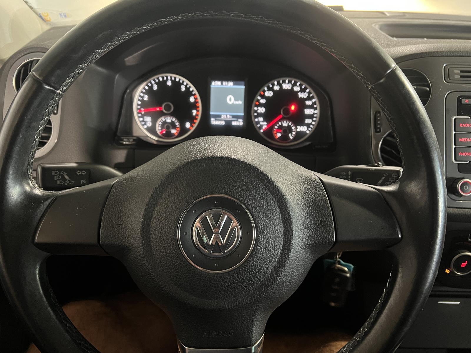 Volkswagen | Tiguan | 1.4 TSI Sport&Style | 2013 | 164,495 km | 3XND44 | No rating