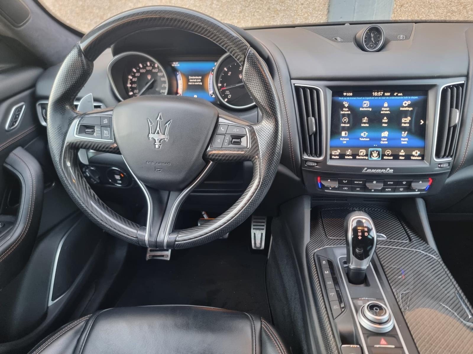 Maserati | Levante | 3.0 V6 D AWD | 2017 | 193.519 km | ZN610D | Geen oordeel