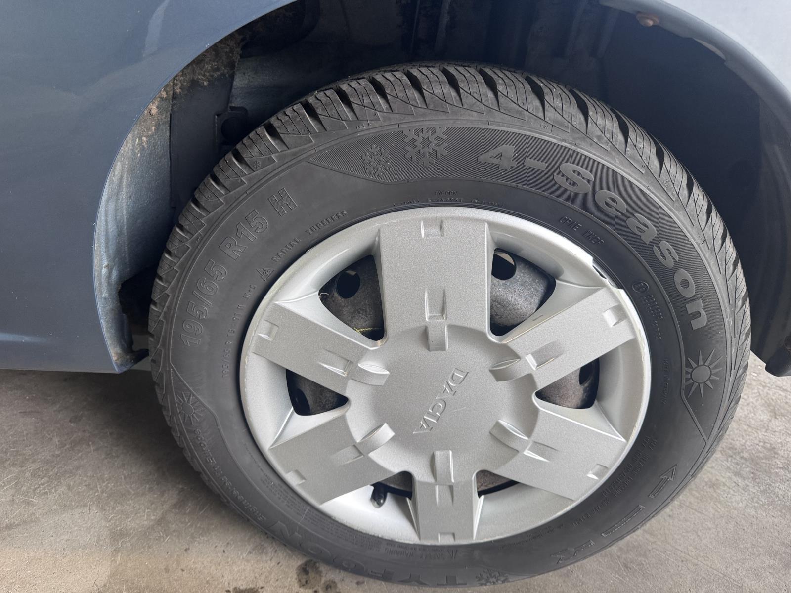 Dacia | Logan MCV | 1.6-16V Lauréate | 2007 | 193.543 km | 49ZBPS | Logisch