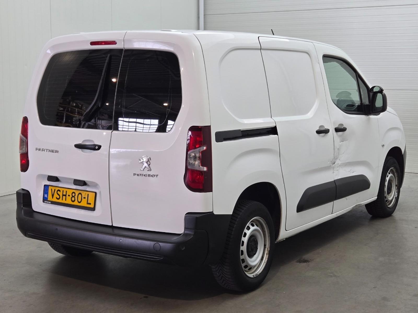 Peugeot Partner 1.5 BlueHDI Premium | 2022 | 183.950 km | VSH80L | NAP: Logisch